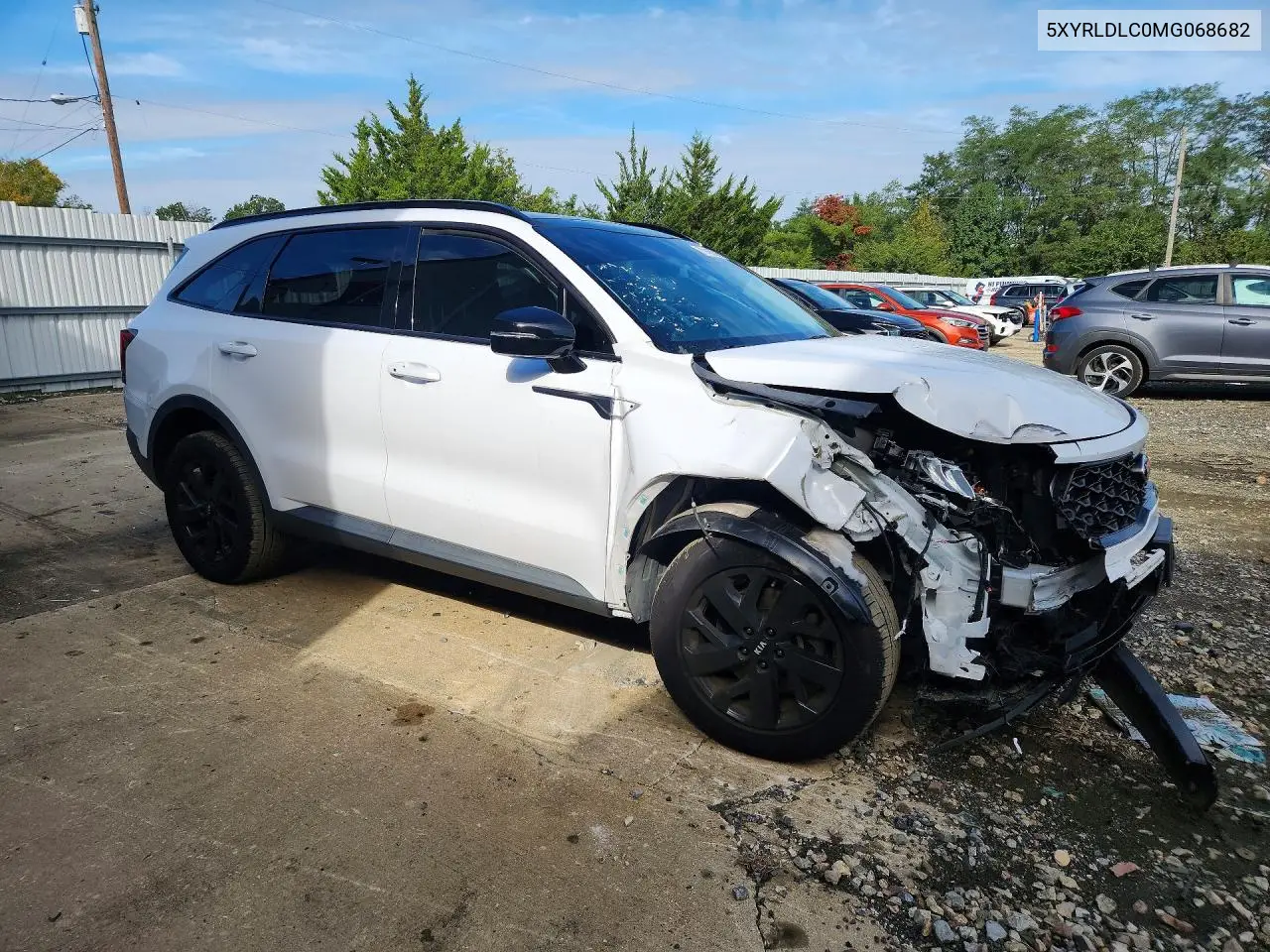 2021 KIA SORENTO VIN 5XYRLDLC0MG068682 — фото 4