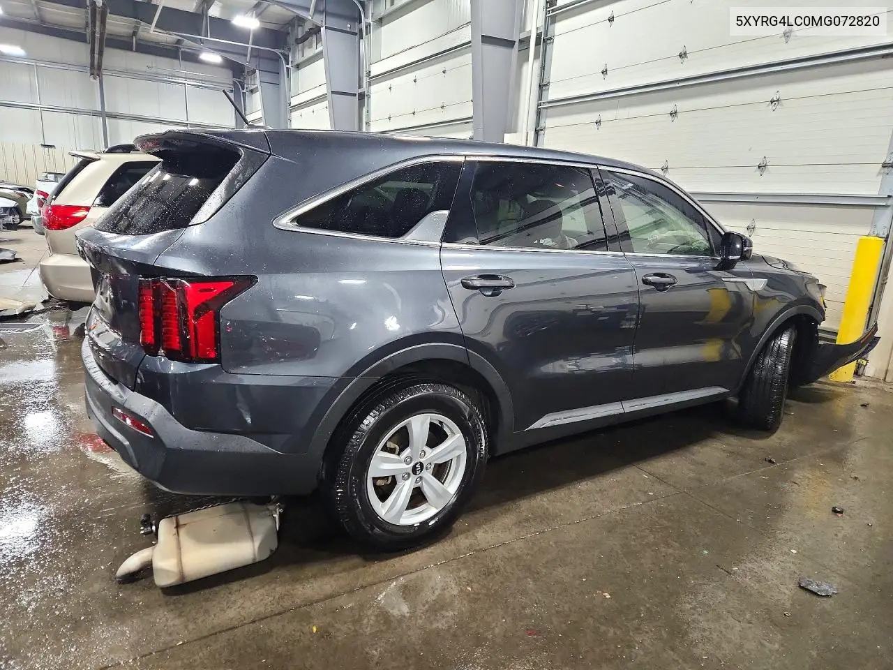 2021 KIA SORENTO VIN 5XYRG4LC0MG072820 — фото 3