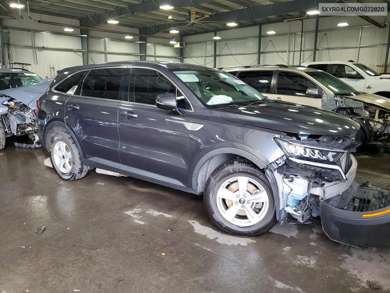 2021 KIA SORENTO VIN 5XYRG4LC0MG072820 — фото 4