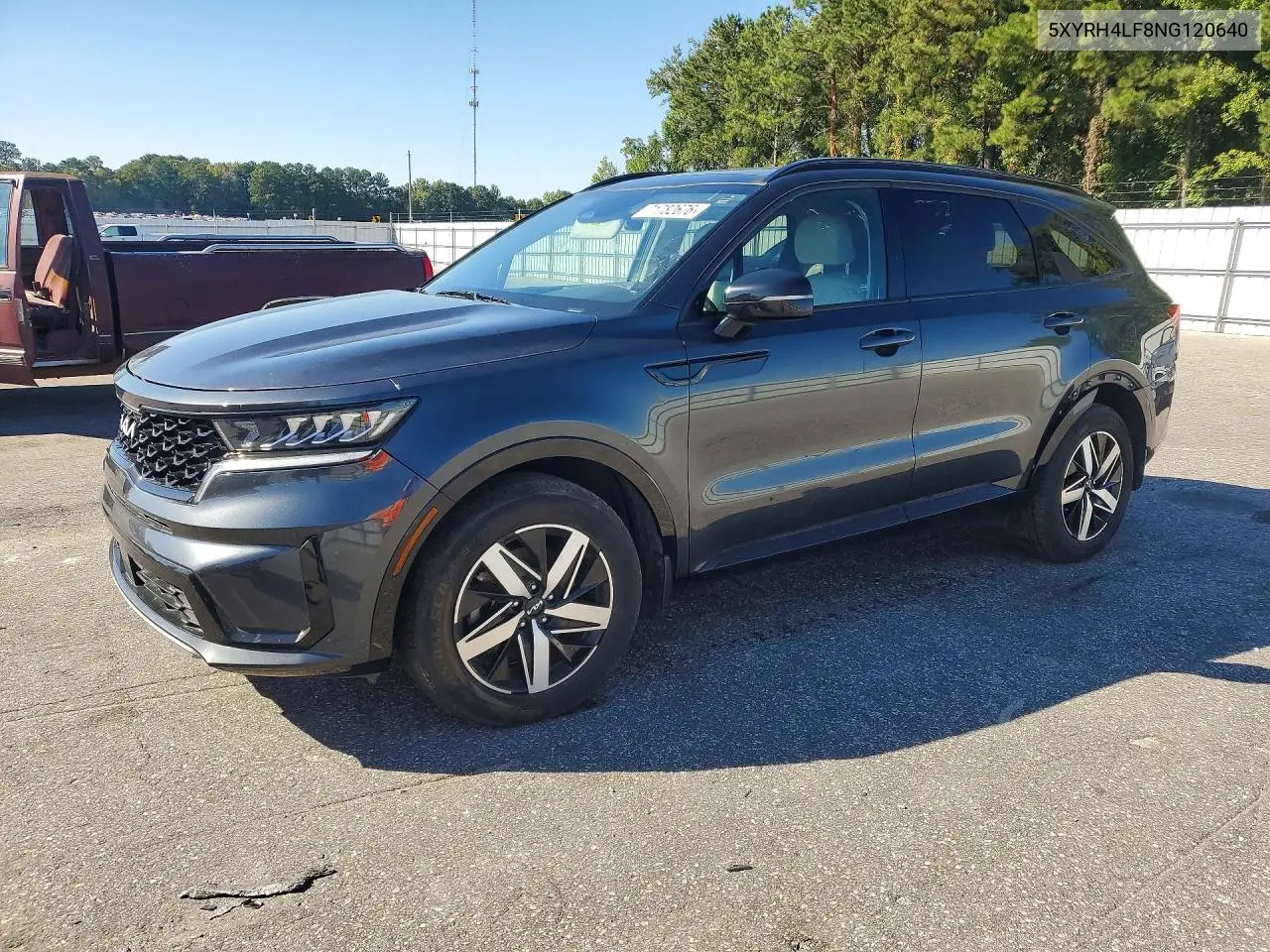 KIA SORENTO 2022, VIN 5XYRH4LF8NG120640