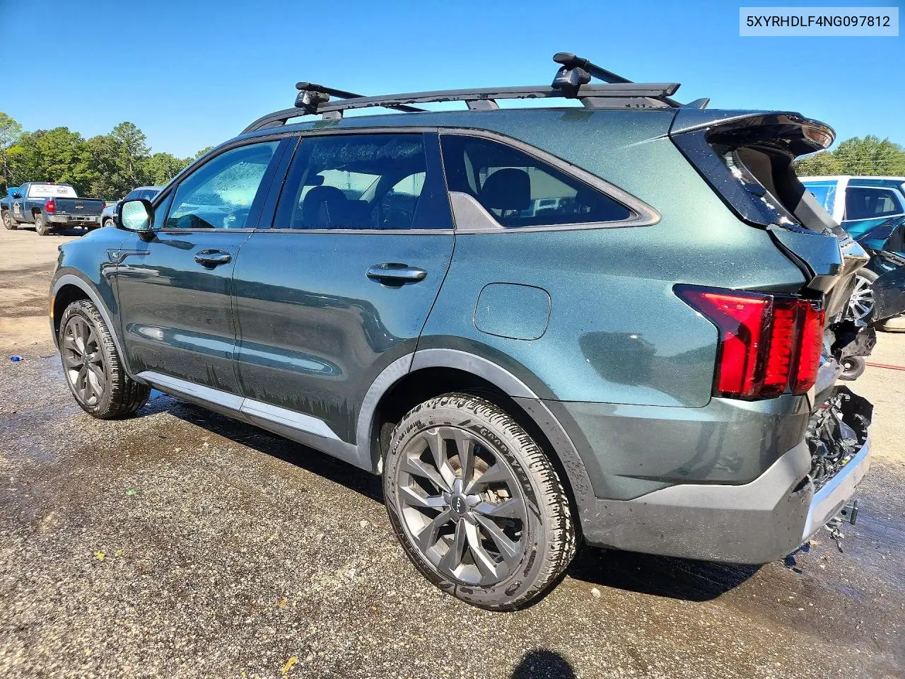 2022 KIA SORENTO VIN 5XYRHDLF4NG097812 — фото 2