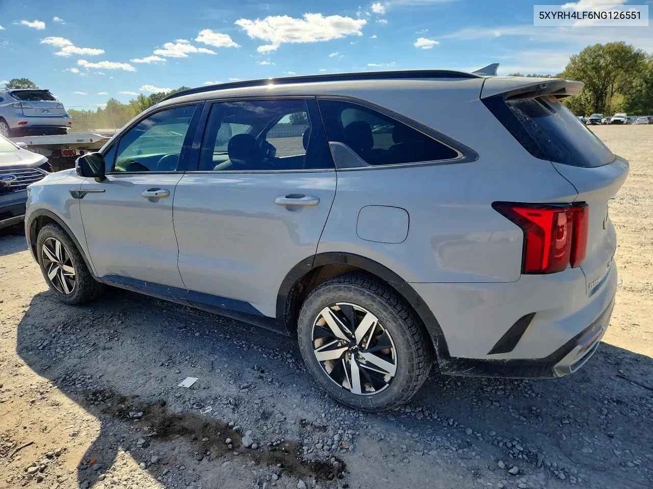2022 KIA SORENTO VIN 5XYRH4LF6NG126551 — фото 2