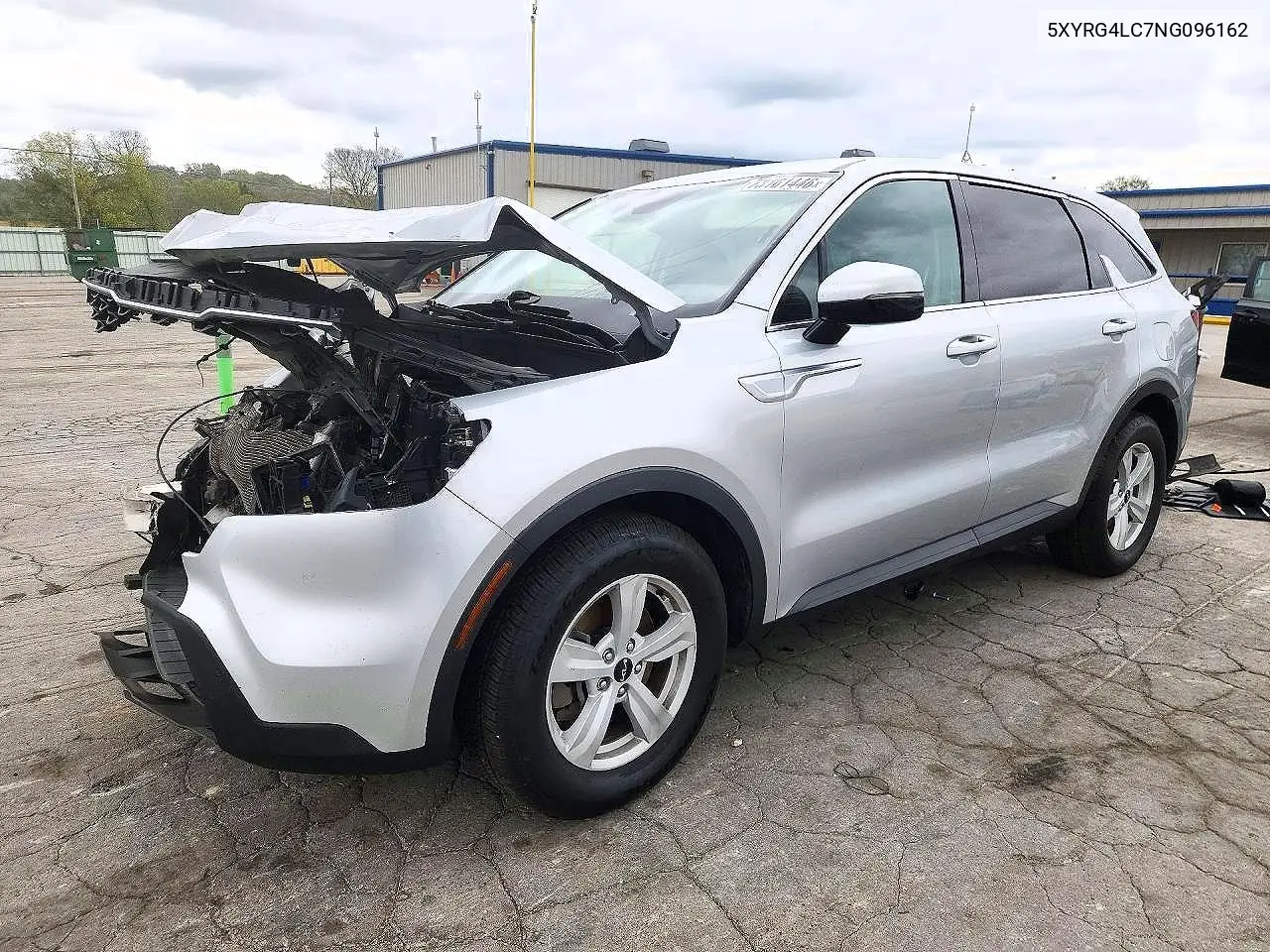 KIA SORENTO 2022, VIN 5XYRG4LC7NG096162