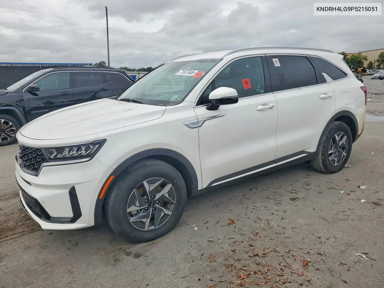 KIA SORENTO 2023, VIN KNDRH4LG9P5215051