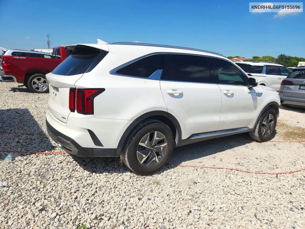 2023 KIA SORENTO VIN KNDRH4LG6P5155696 — фото 3