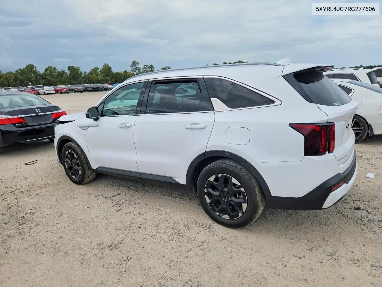 2024 KIA SORENTO VIN 5XYRL4JC7RG277606 — фото 2