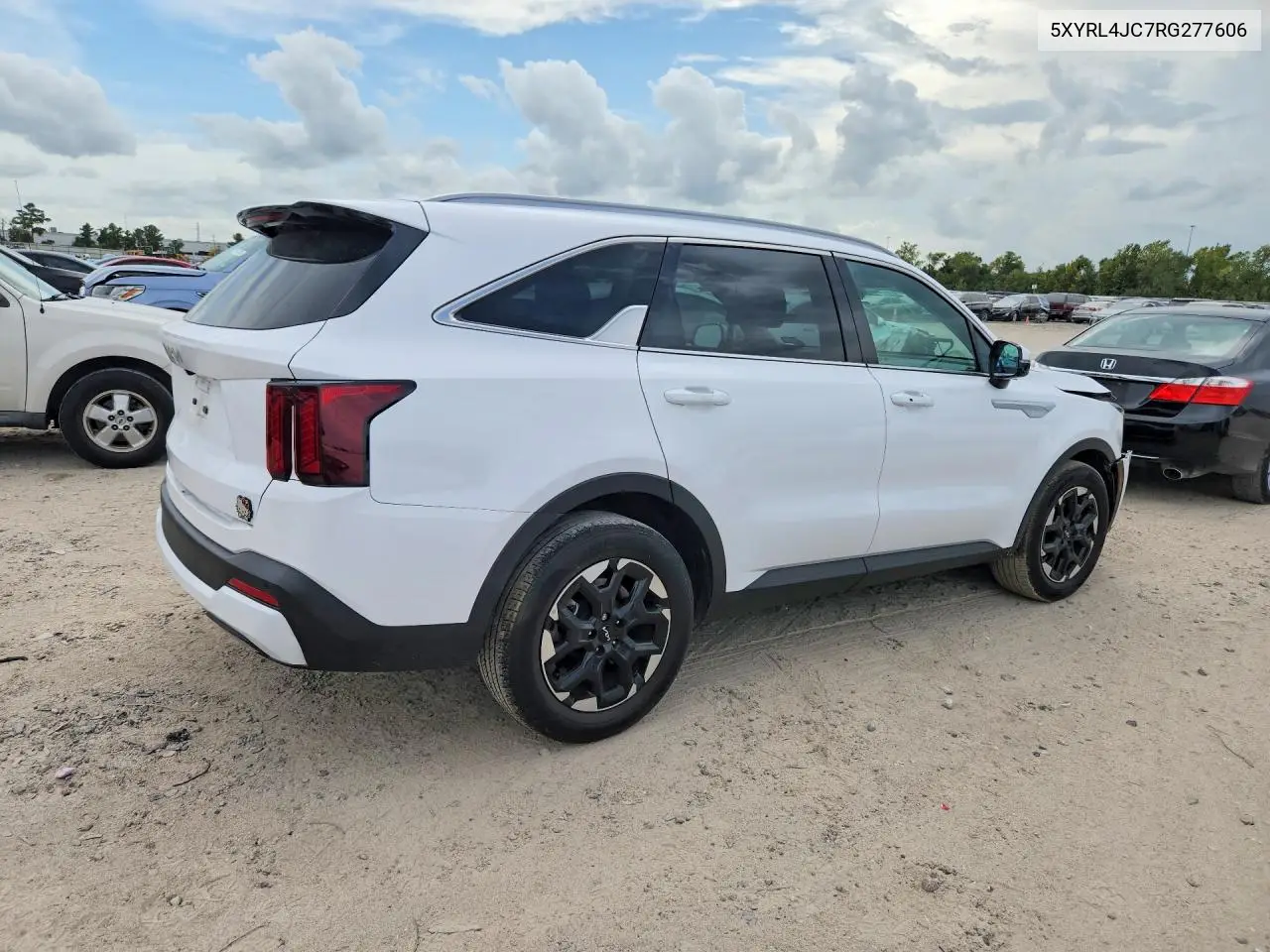 2024 KIA SORENTO VIN 5XYRL4JC7RG277606 — фото 3