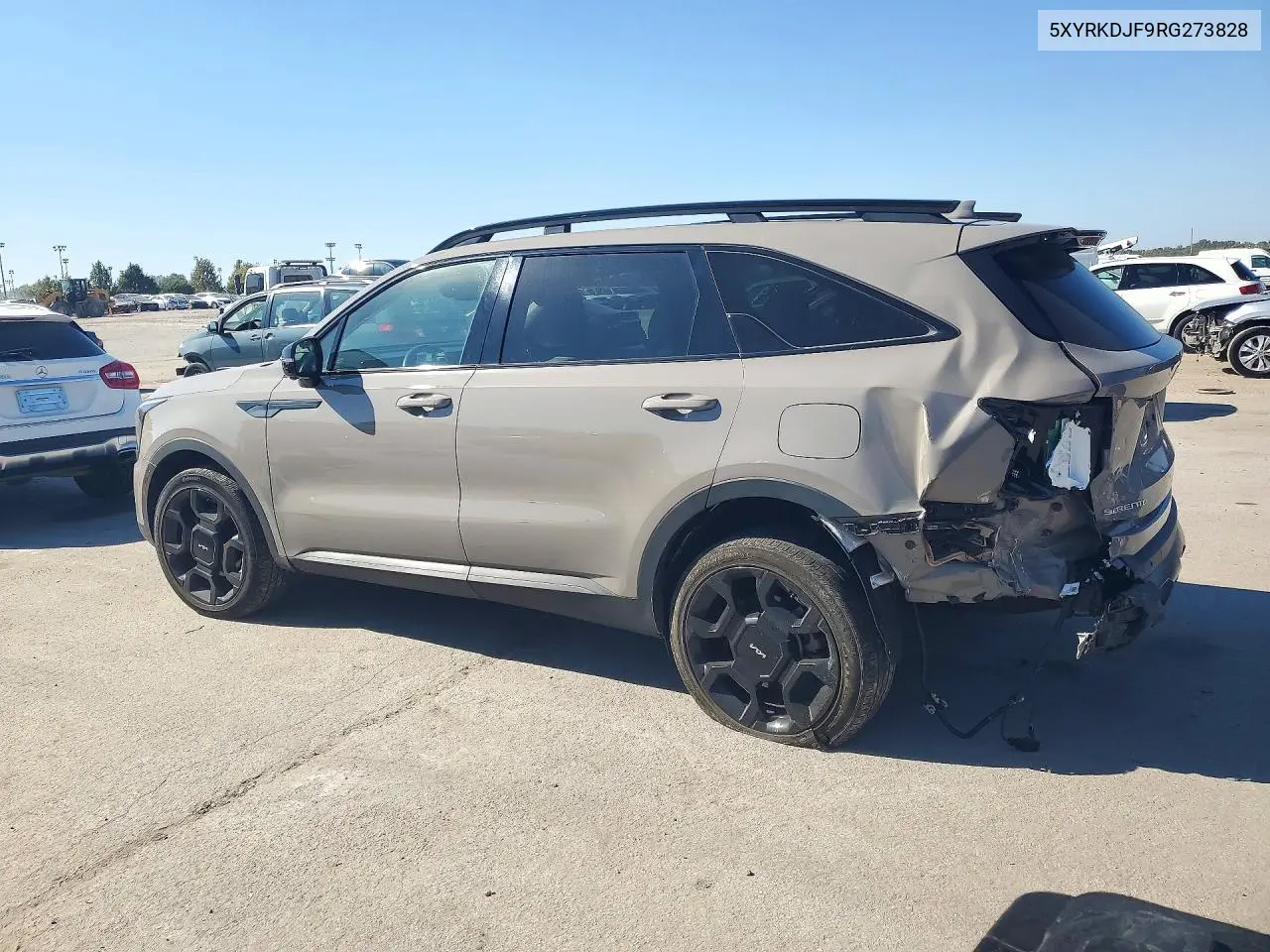 2024 KIA SORENTO VIN 5XYRKDJF9RG273828 — фото 2