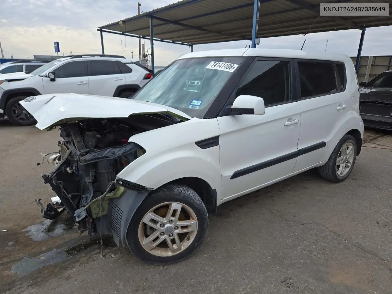 KIA SOUL 2011, VIN KNDJT2A24B7335649