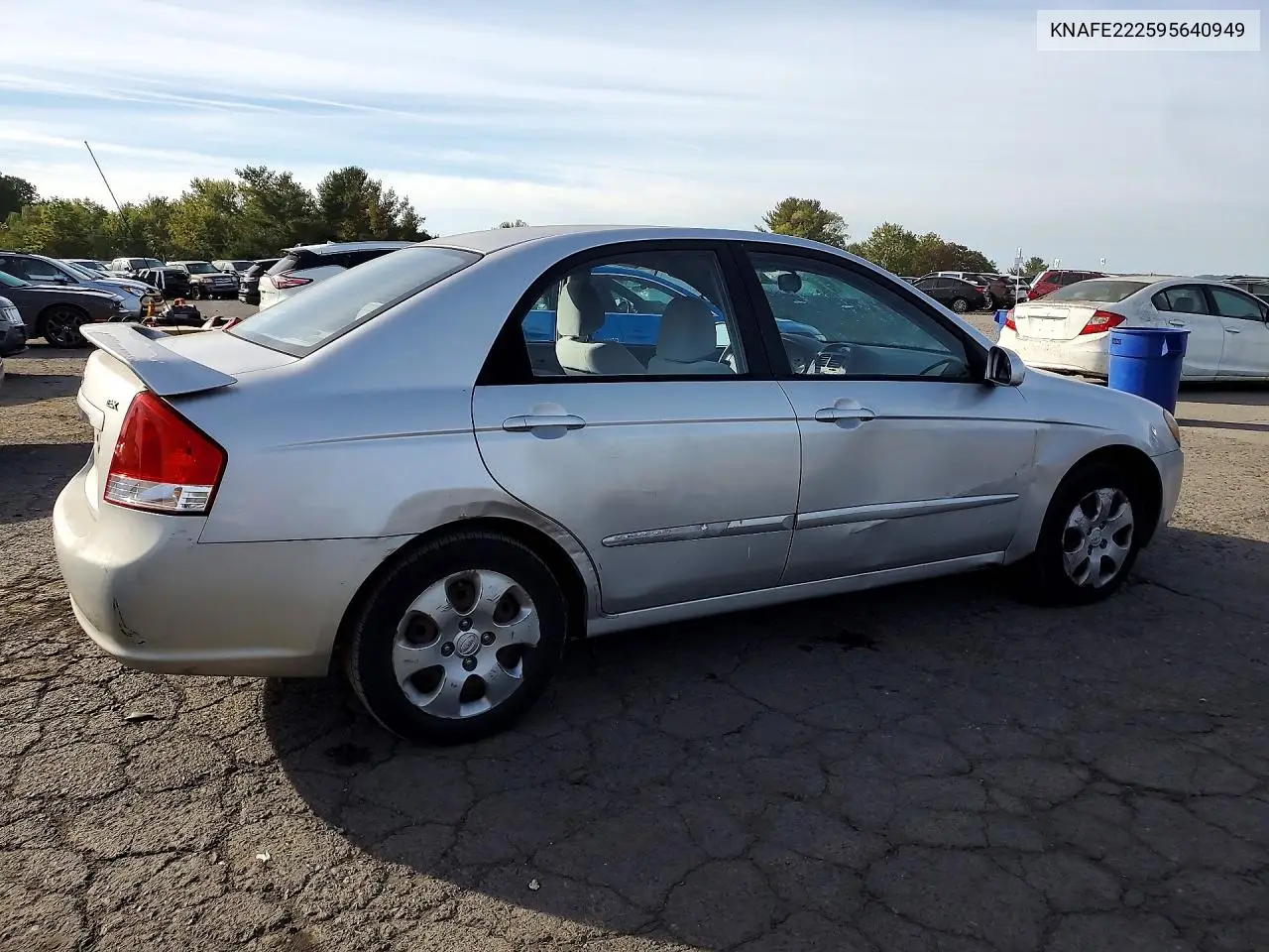 2009 KIA SPECTRA VIN KNAFE222595640949 — фото 3