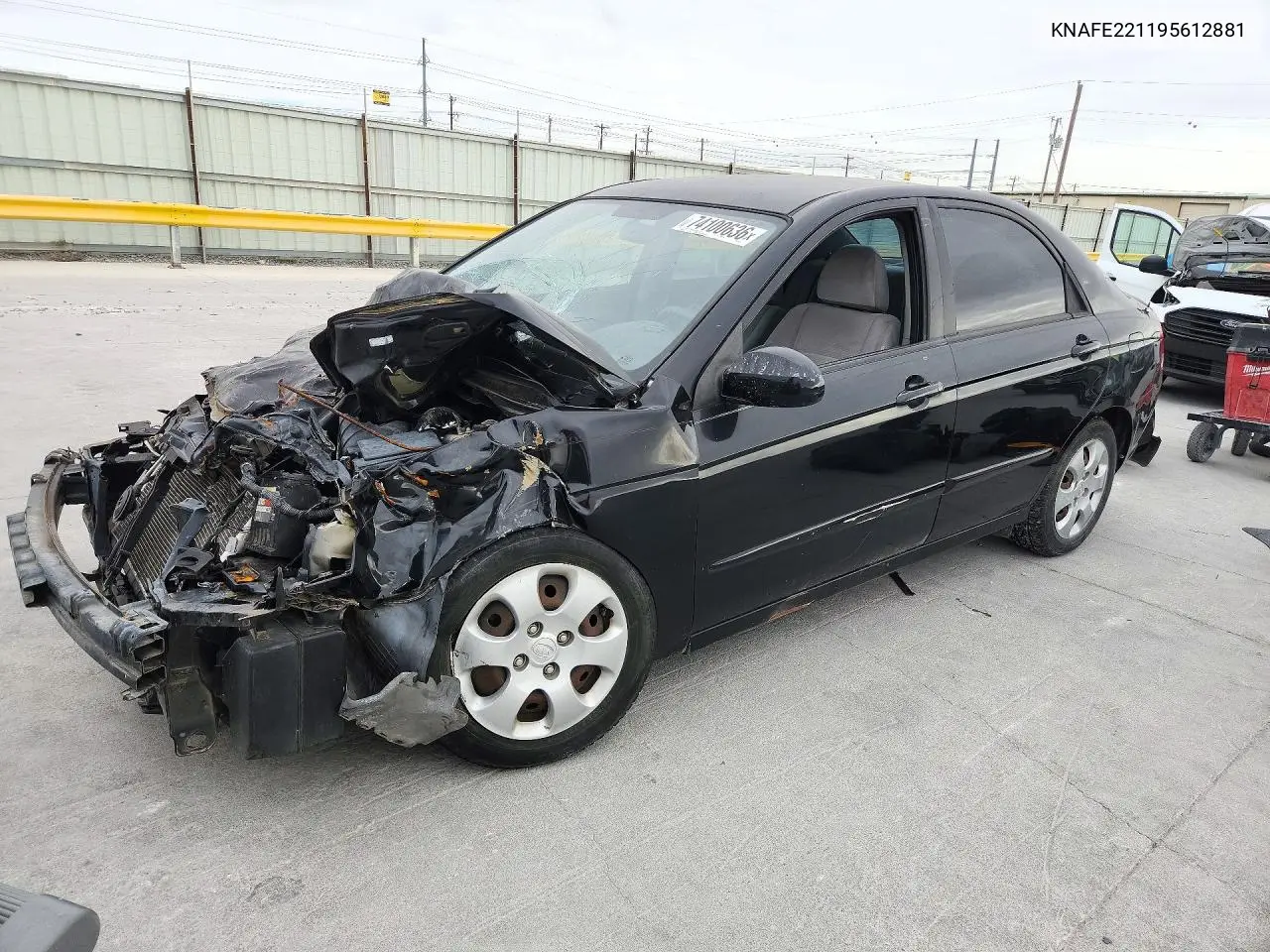 KIA SPECTRA 2009, VIN KNAFE221195612881