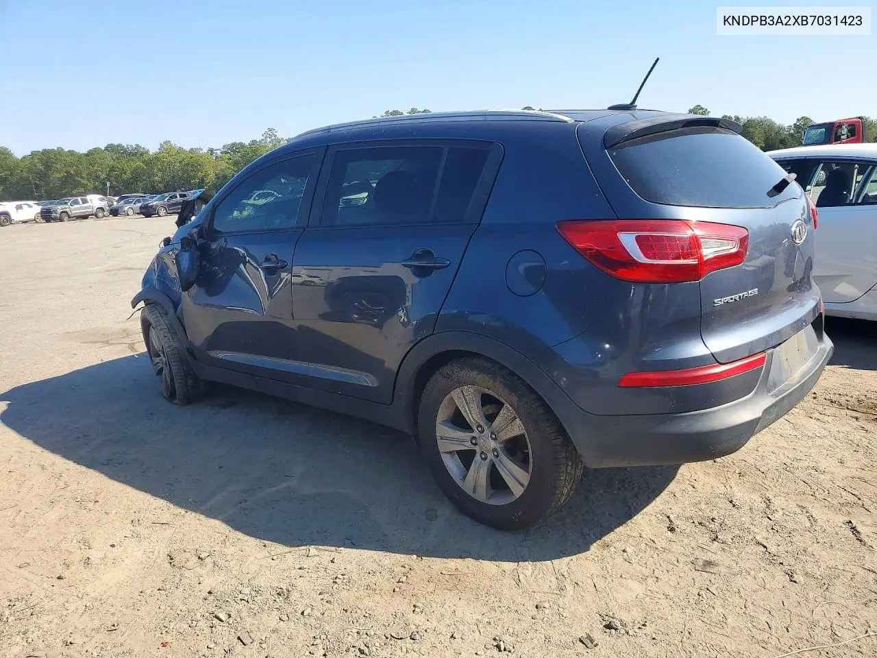 2011 KIA SPORTAGE VIN KNDPB3A2XB7031423 — фото 2