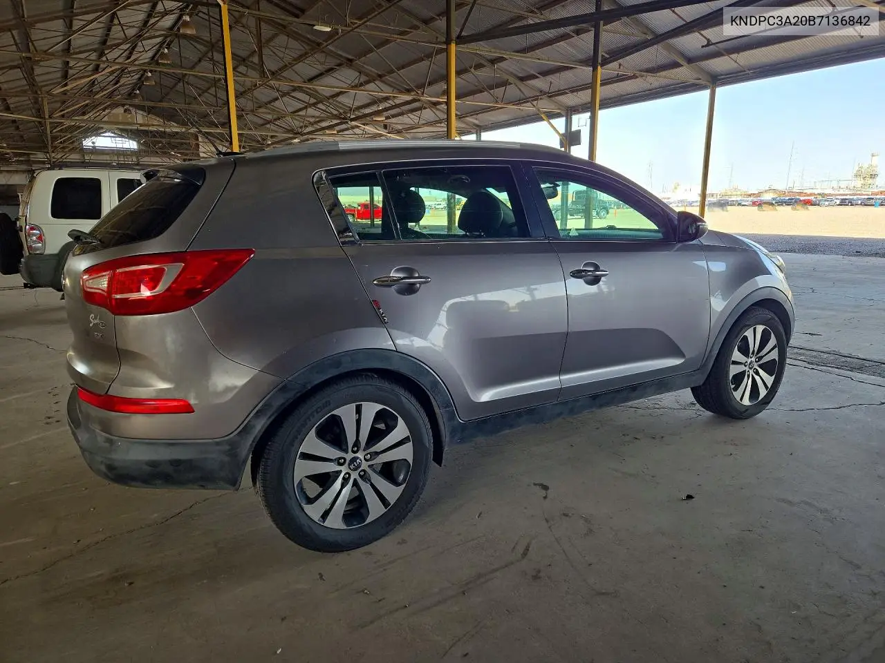 2011 KIA SPORTAGE VIN KNDPC3A20B7136842 — фото 3