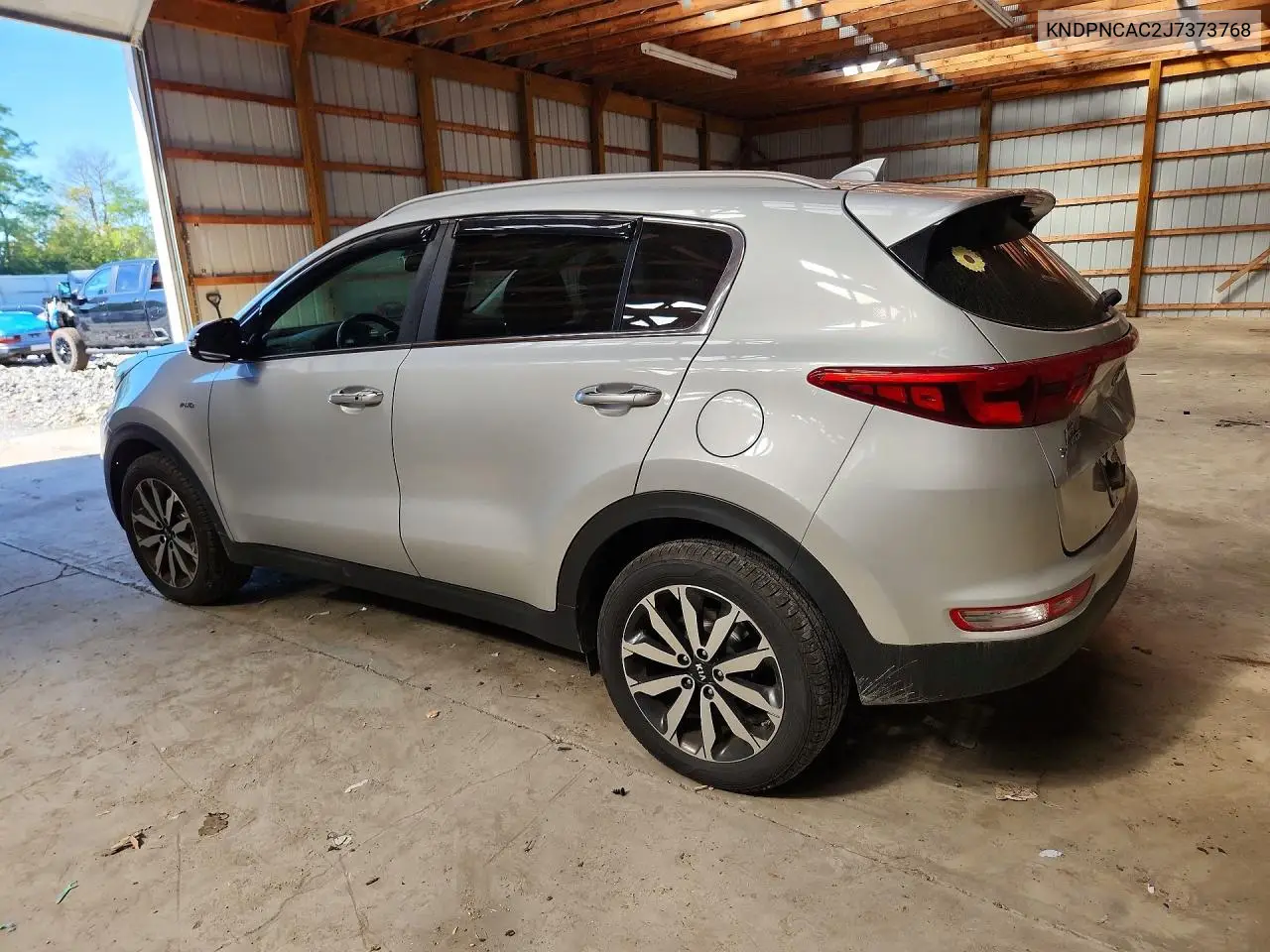 2018 KIA SPORTAGE VIN KNDPNCAC2J7373768 — фото 2