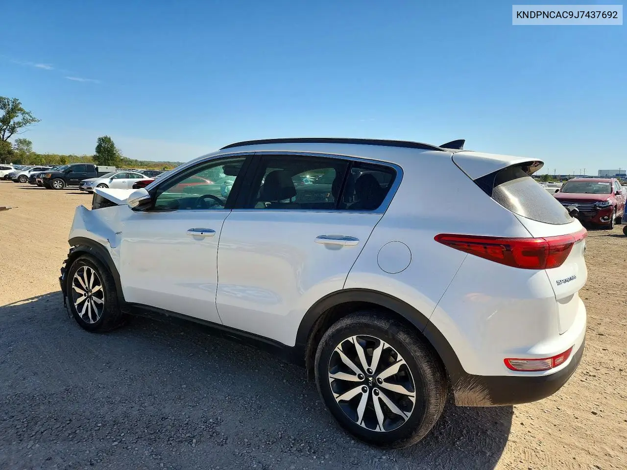 2018 KIA SPORTAGE VIN KNDPNCAC9J7437692 — фото 2