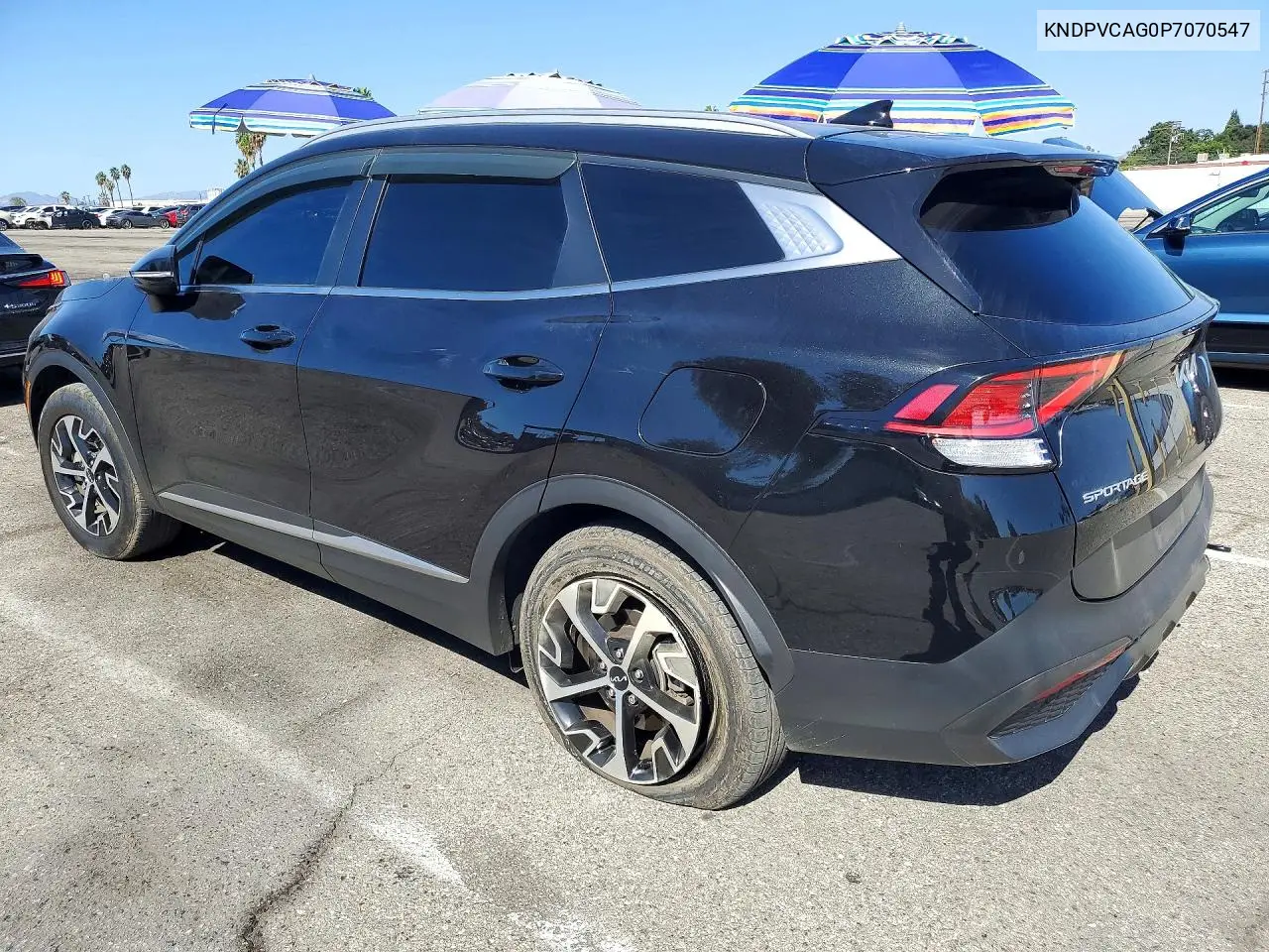 2023 KIA SPORTAGE VIN KNDPVCAG0P7070547 — фото 2