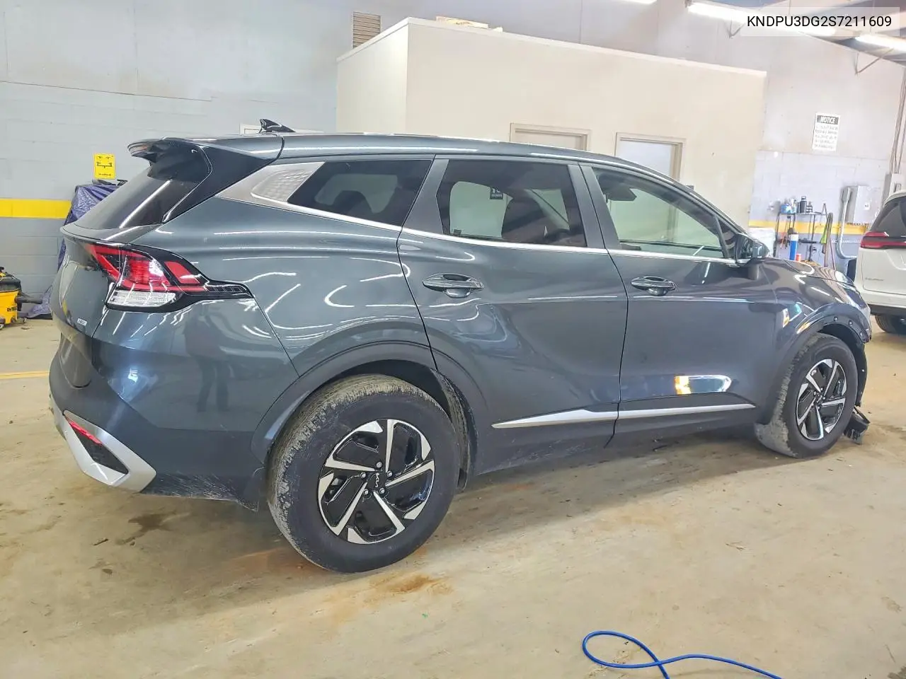 2025 KIA SPORTAGE VIN KNDPU3DG2S7211609 — фото 3