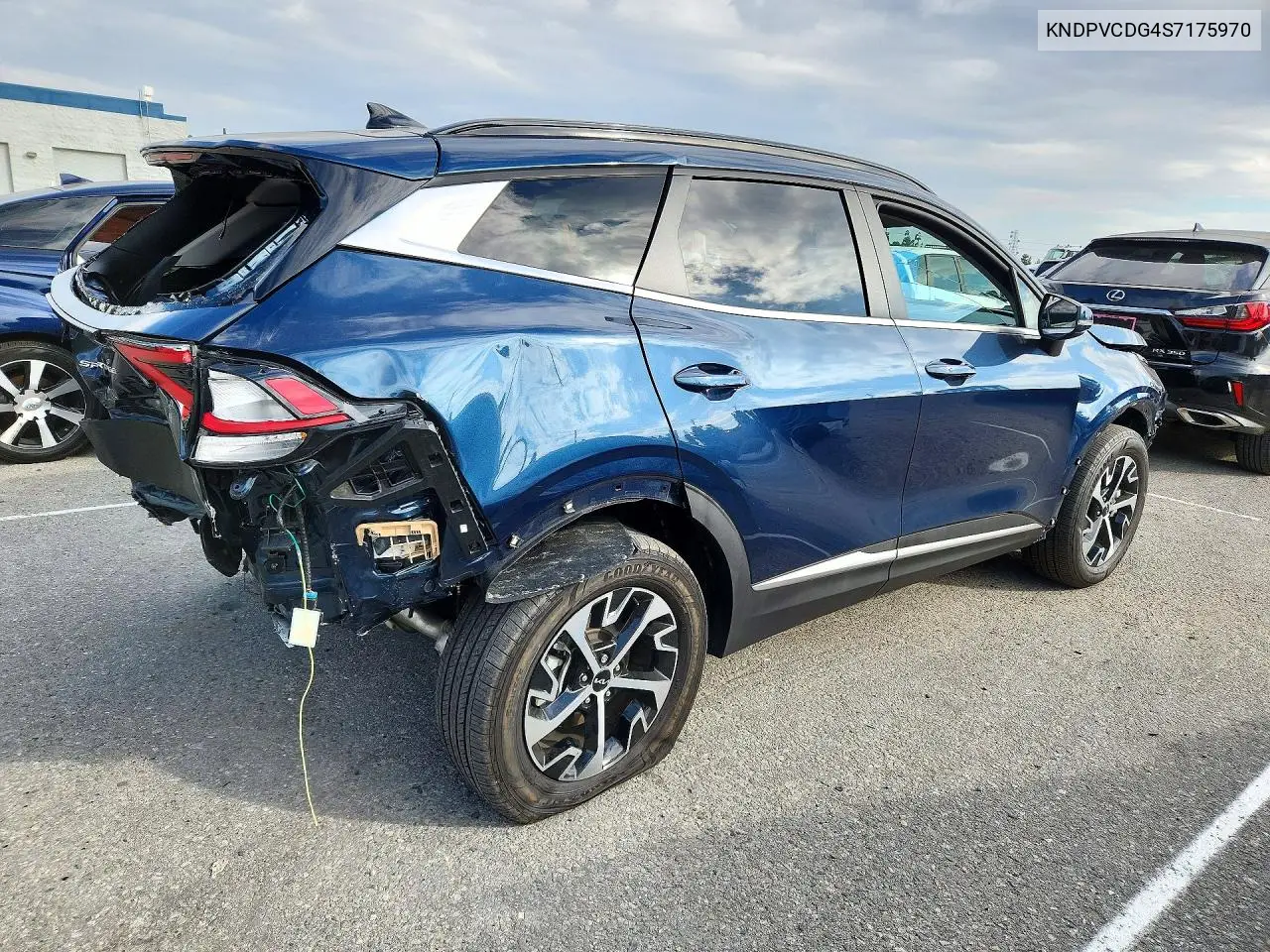 2025 KIA SPORTAGE VIN KNDPVCDG4S7175970 — фото 3