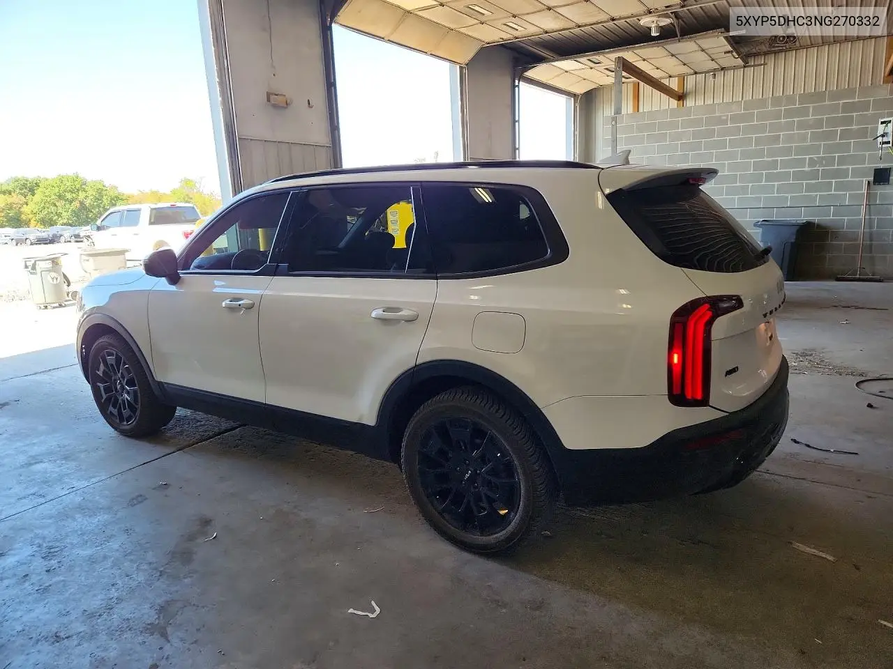 2022 KIA TELLURIDE VIN 5XYP5DHC3NG270332 — фото 2