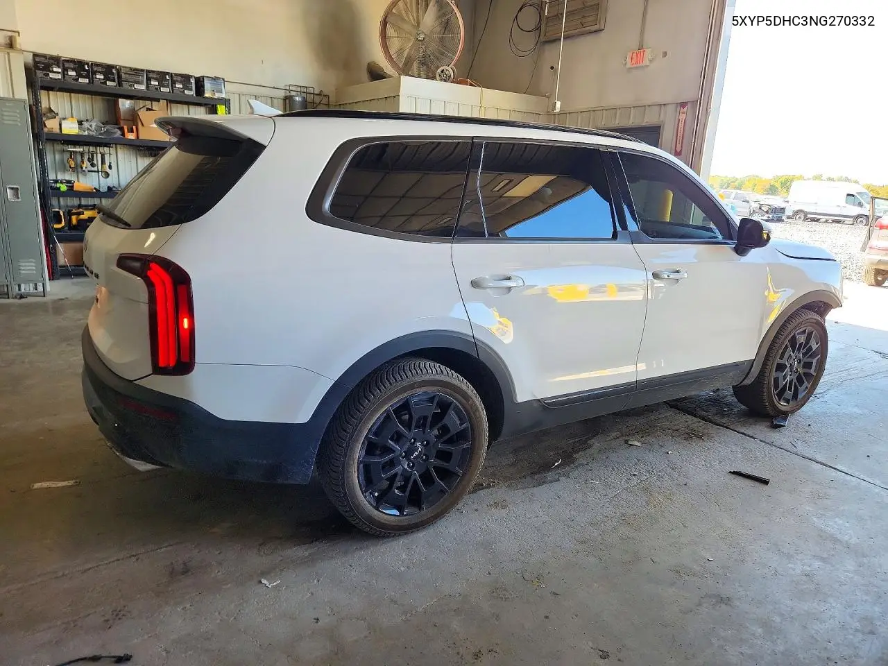 2022 KIA TELLURIDE VIN 5XYP5DHC3NG270332 — фото 3