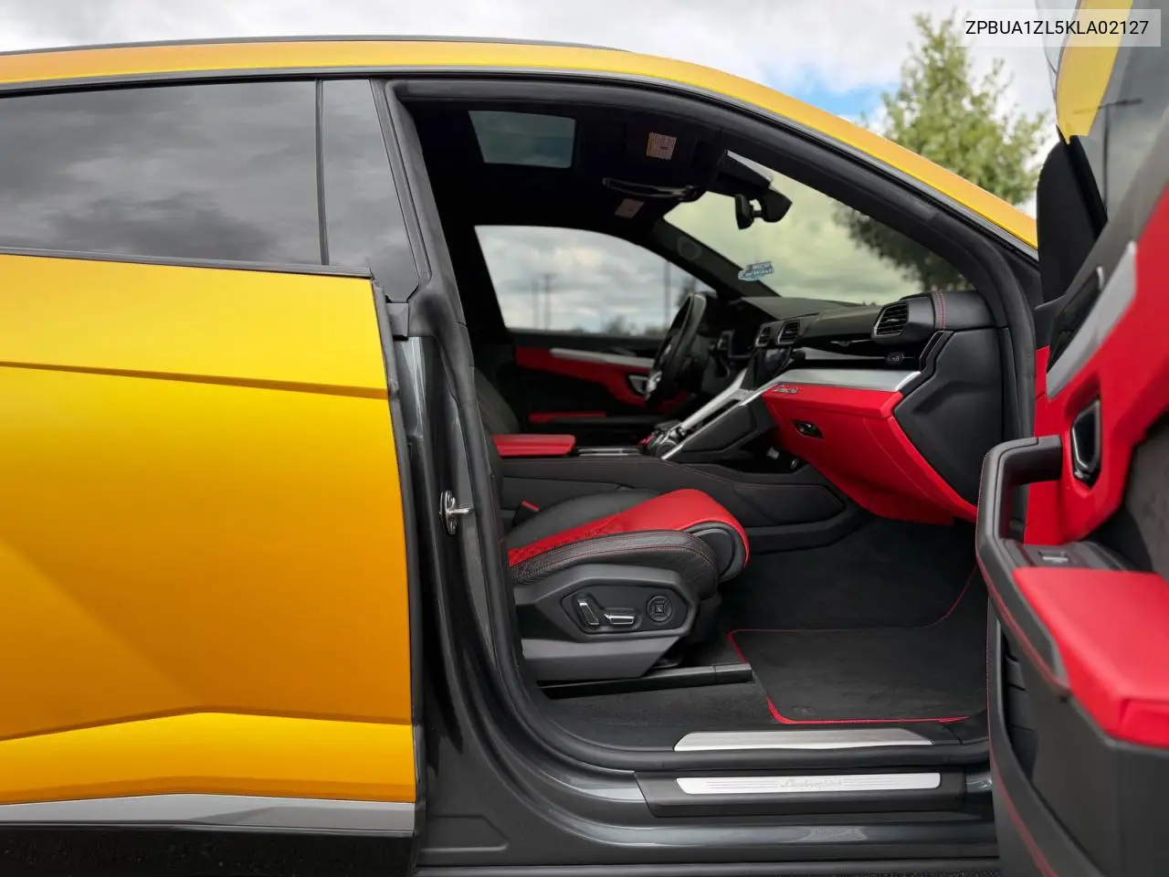 2019 LAMBORGHINI URUS VIN ZPBUA1ZL5KLA02127 — фото 5