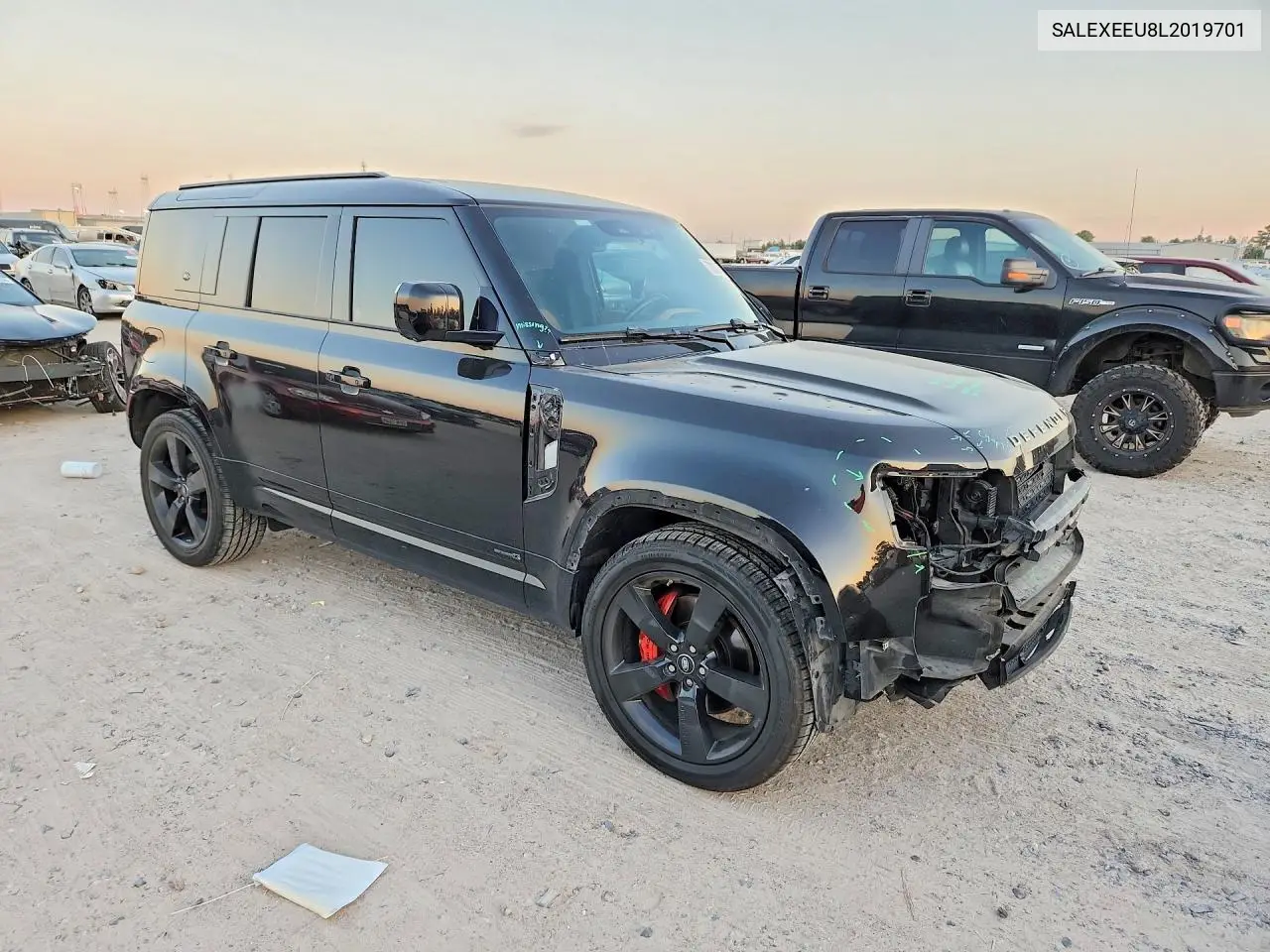 2020 LAND ROVER DEFENDER VIN SALEXEEU8L2019701 — фото 4