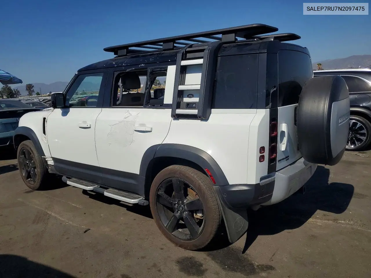 2022 LAND ROVER DEFENDER VIN SALEP7RU7N2097475 — фото 2