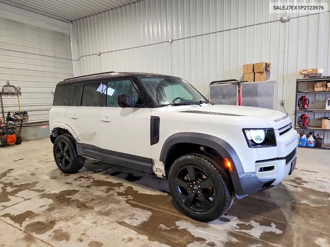 2023 LAND ROVER DEFENDER VIN SALEJ7EX1P2123976 — фото 4