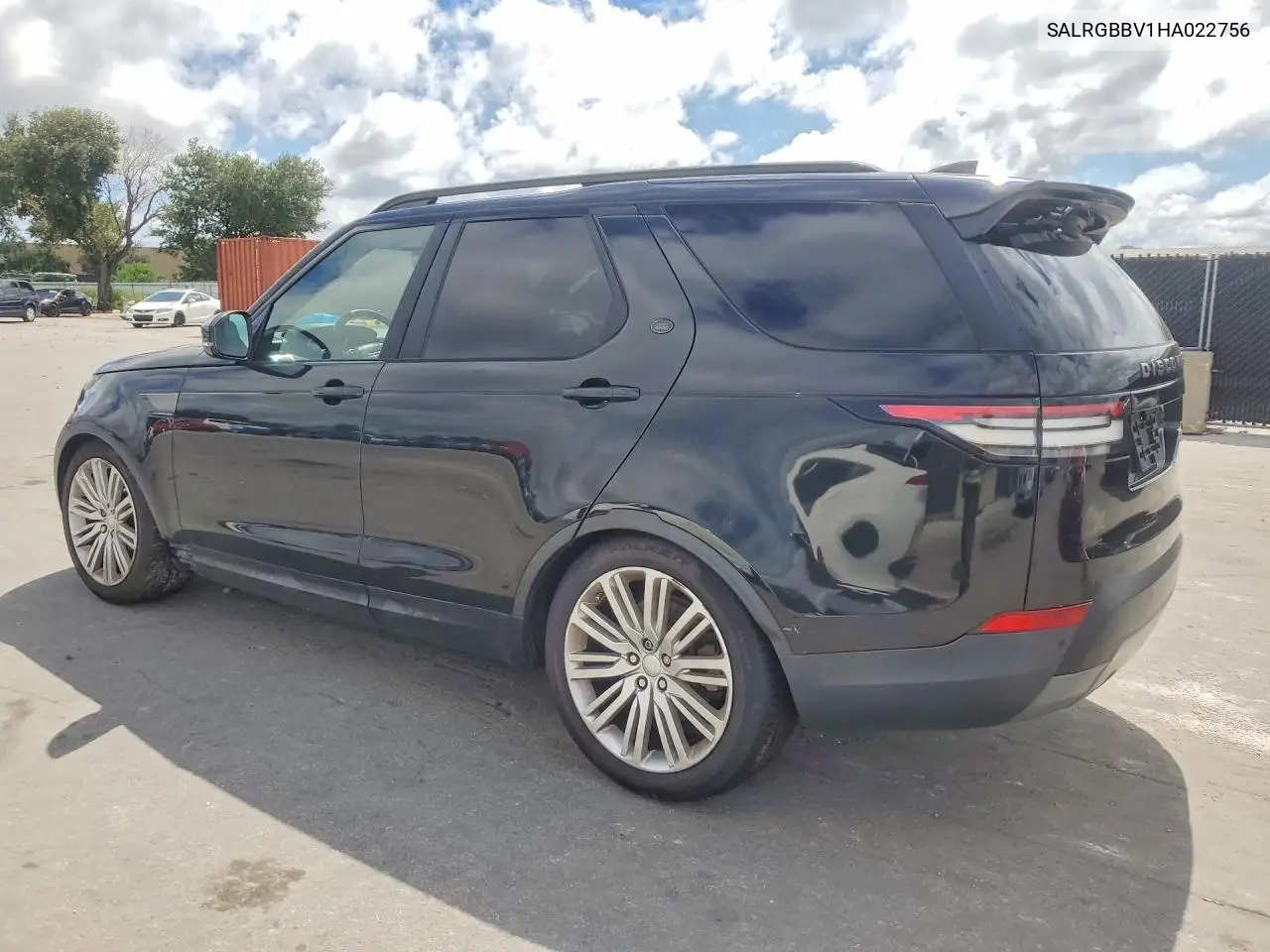2017 LAND ROVER DISCOVERY VIN SALRGBBV1HA022756 — фото 2