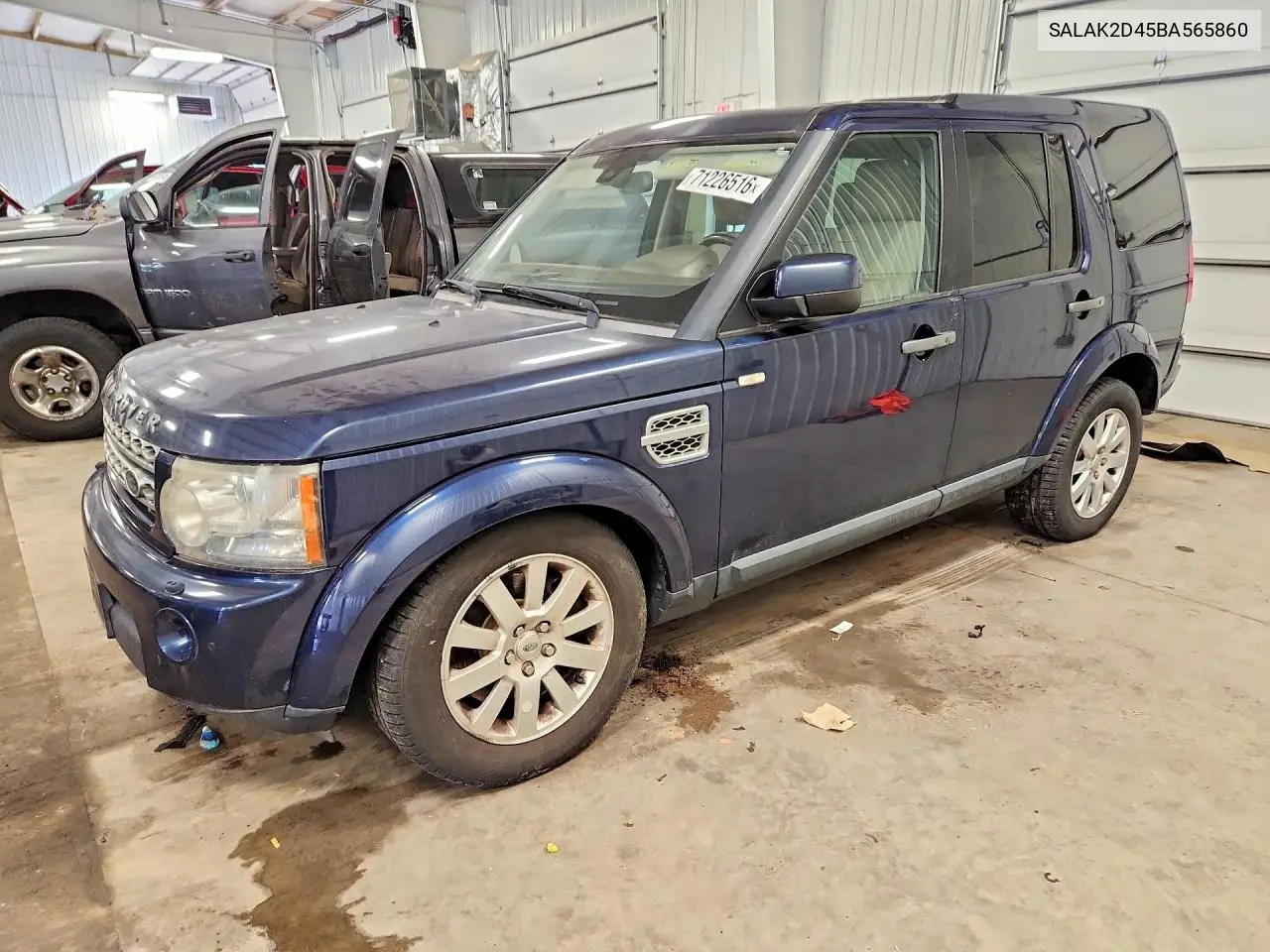 LAND ROVER LR4 2011, VIN SALAK2D45BA565860