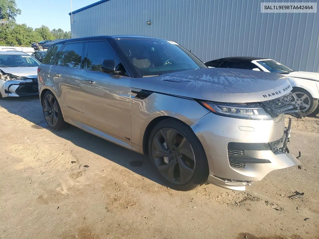 2026 LAND ROVER RANGE ROVER SPORT VIN SAL1L9E98TA642464 — фото 4