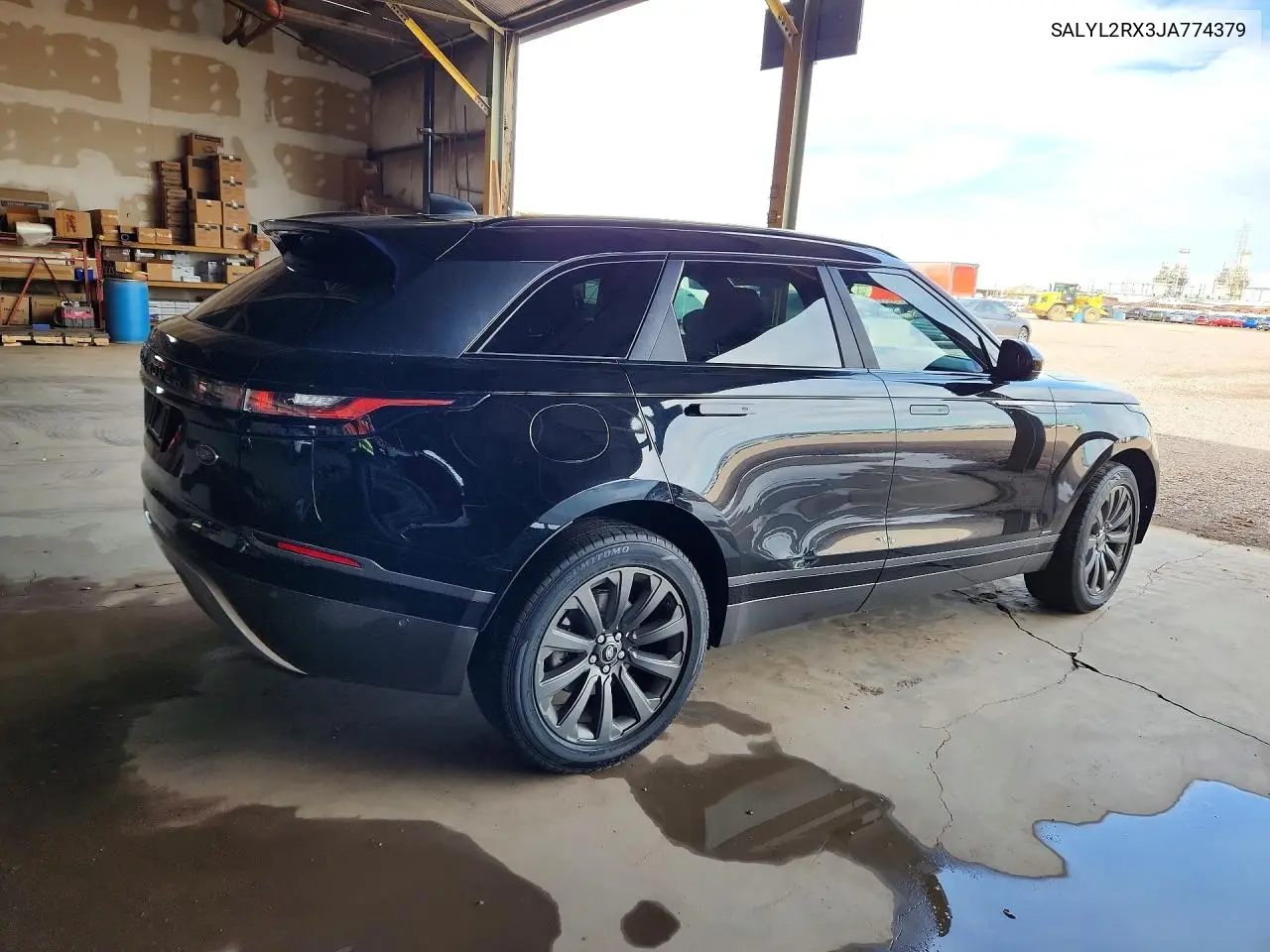 2018 LAND ROVER RANGE ROVER VELAR VIN SALYL2RX3JA774379 — фото 3