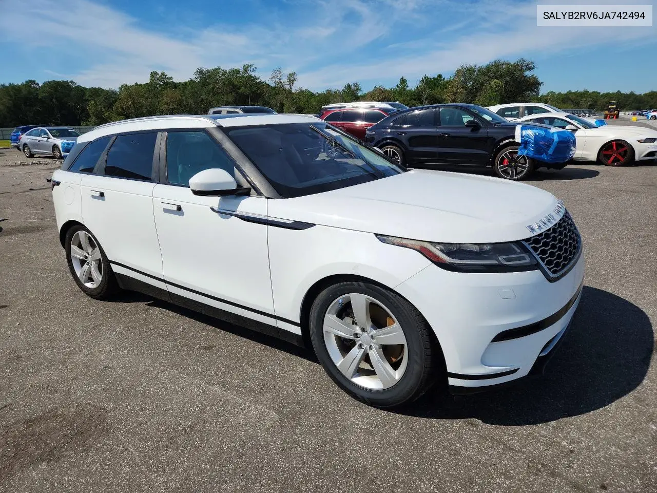 2018 LAND ROVER RANGE ROVER VELAR VIN SALYB2RV6JA742494 — фото 4