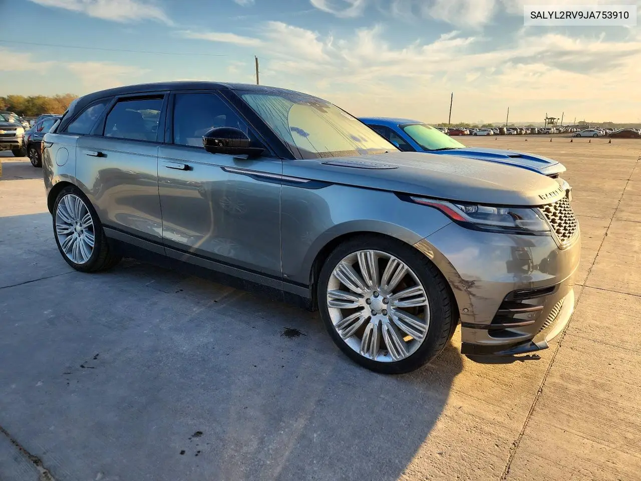 2018 LAND ROVER RANGE ROVER VELAR VIN SALYL2RV9JA753910 — фото 4