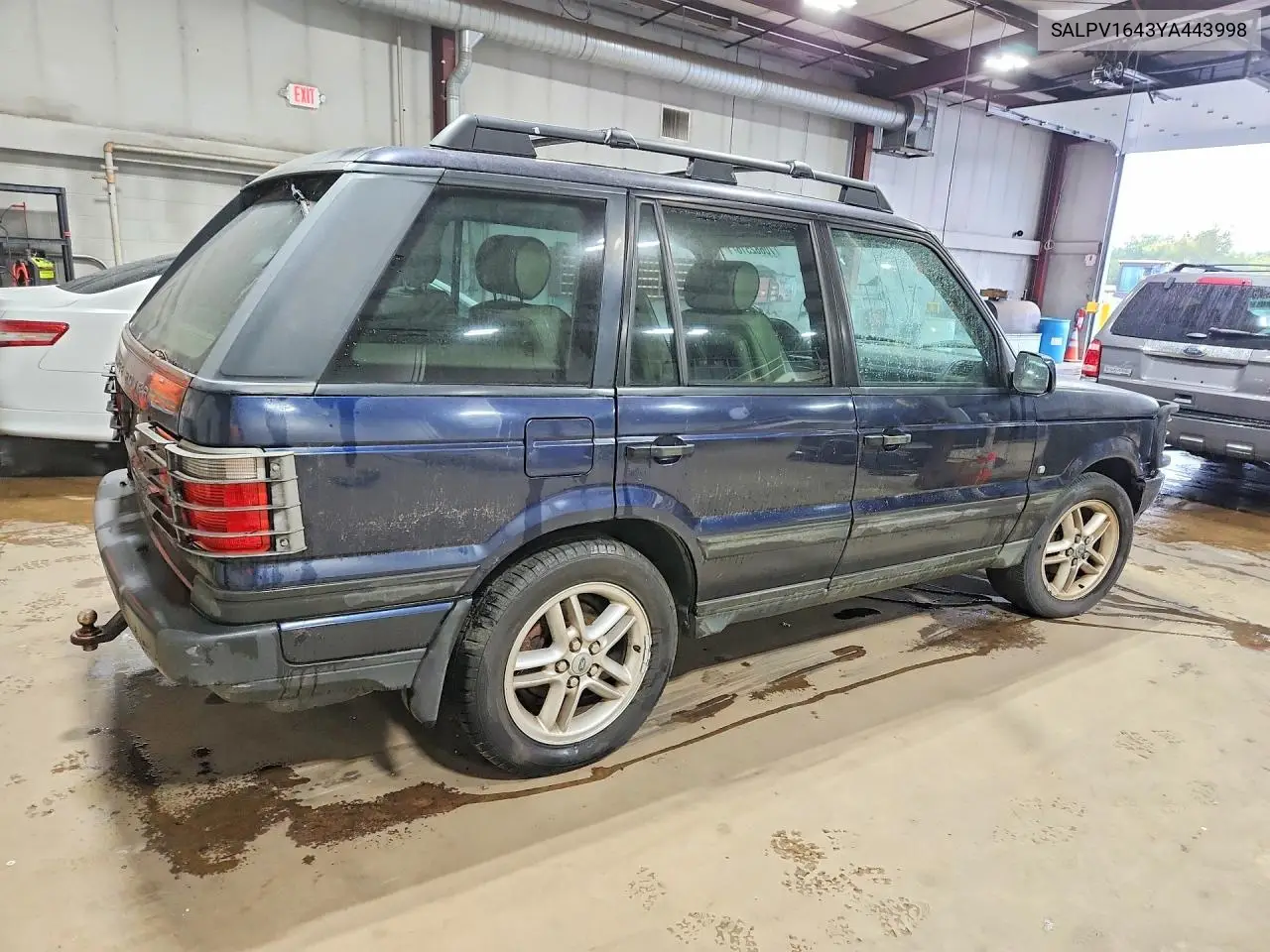 2000 LAND ROVER RANGE ROVER VIN SALPV1643YA443998 — фото 3