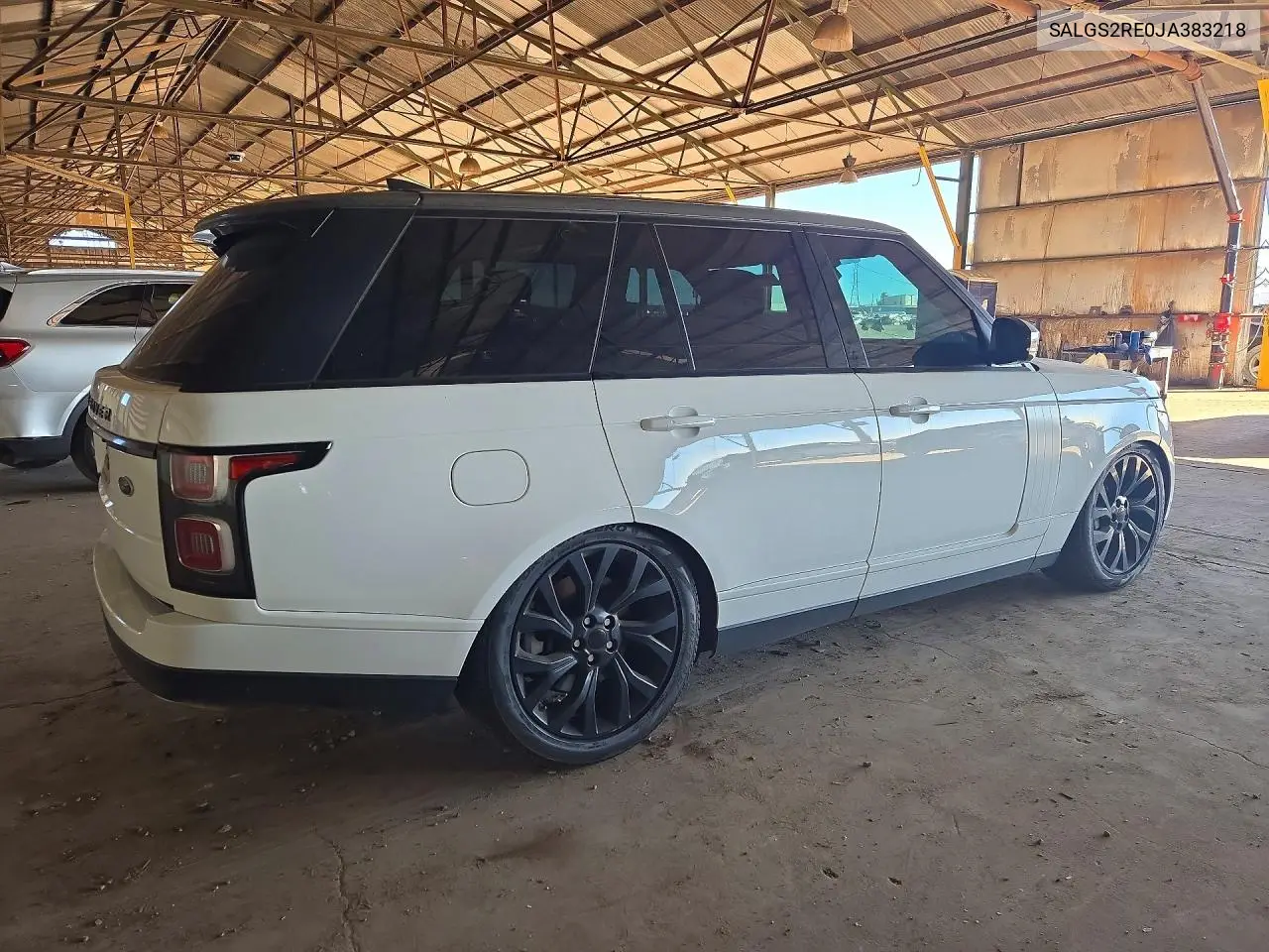 2018 LAND ROVER RANGE ROVER VIN SALGS2RE0JA383218 — фото 3