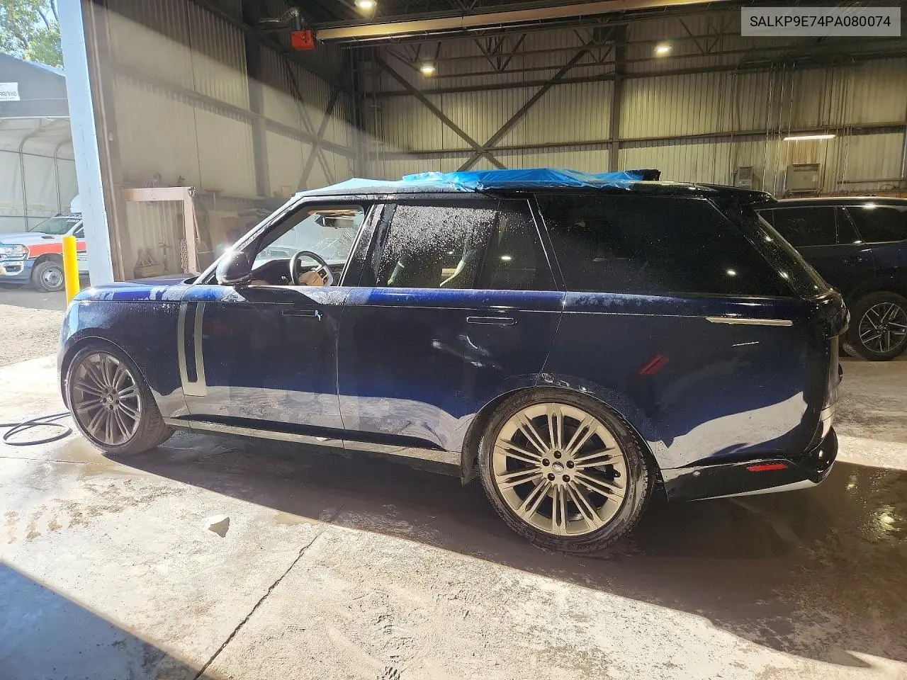 2023 LAND ROVER RANGE ROVER VIN SALKP9E74PA080074 — фото 2