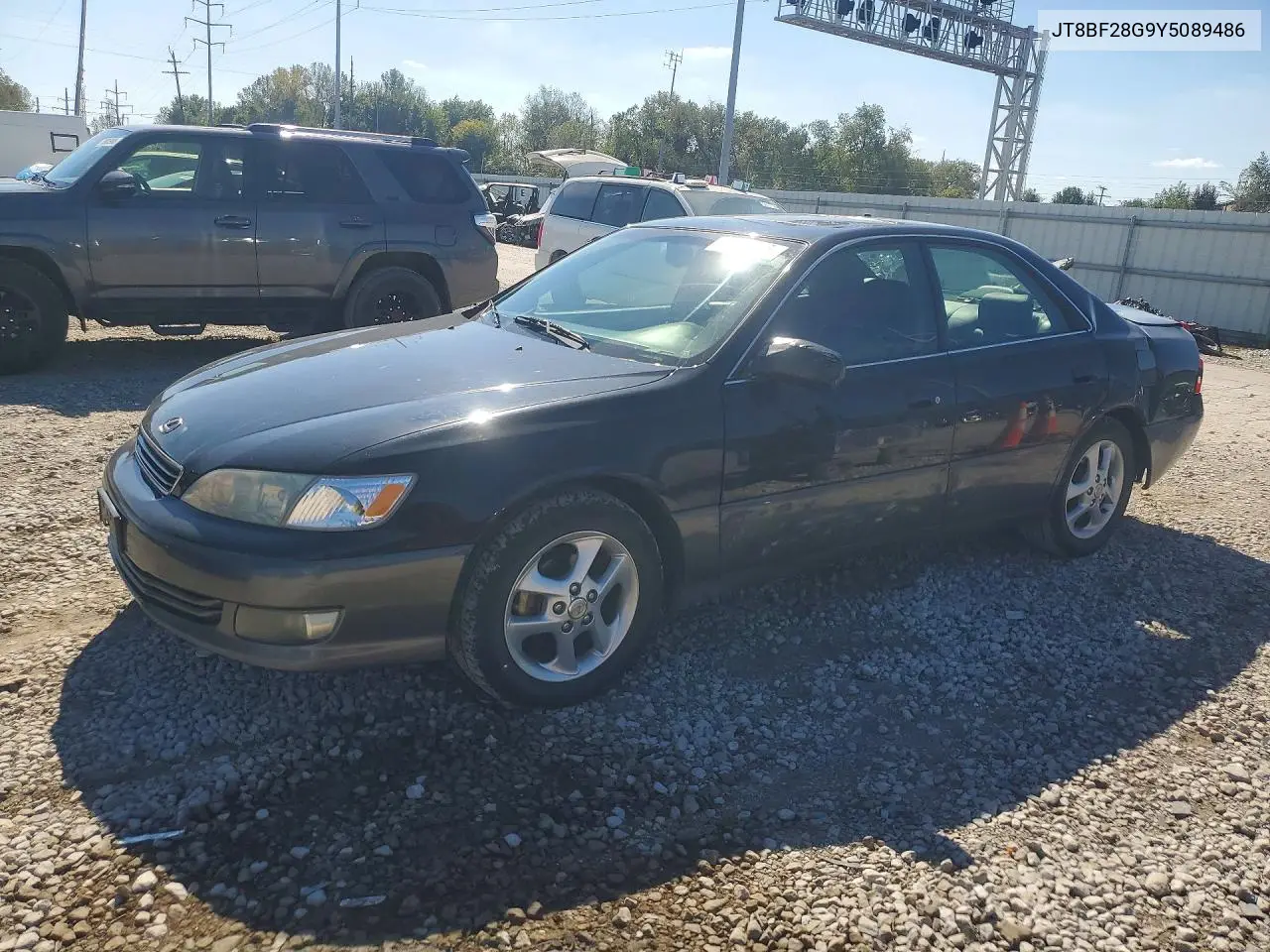LEXUS ES 2000, VIN JT8BF28G9Y5089486