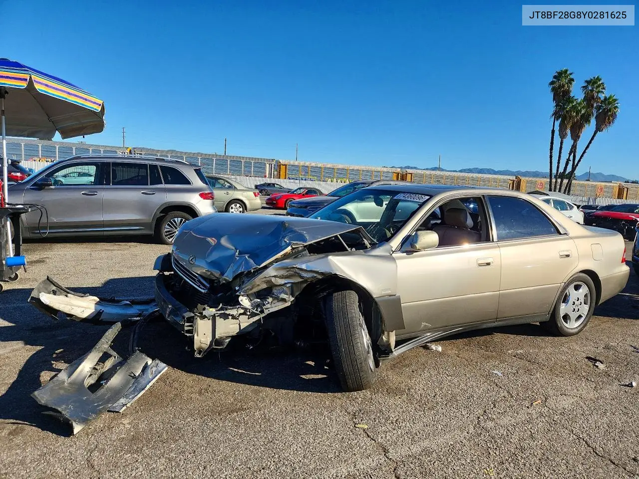 LEXUS ES 2000, VIN JT8BF28G8Y0281625