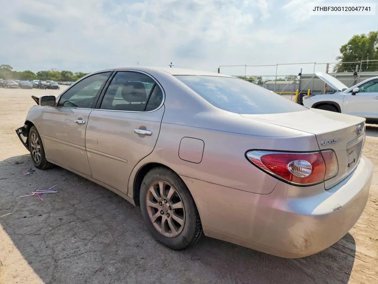 2002 LEXUS ES VIN JTHBF30G120047741 — фото 2