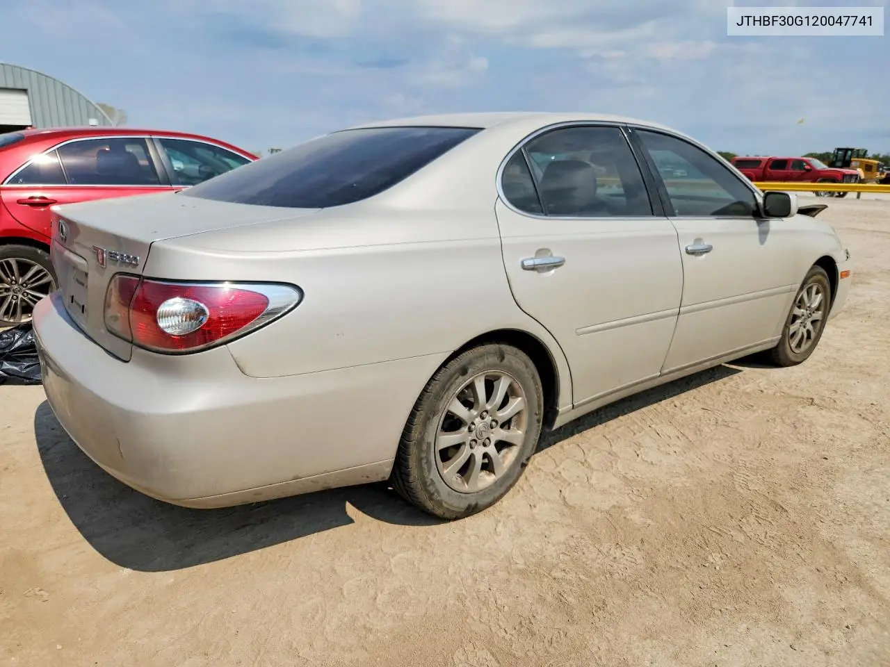 2002 LEXUS ES VIN JTHBF30G120047741 — фото 3