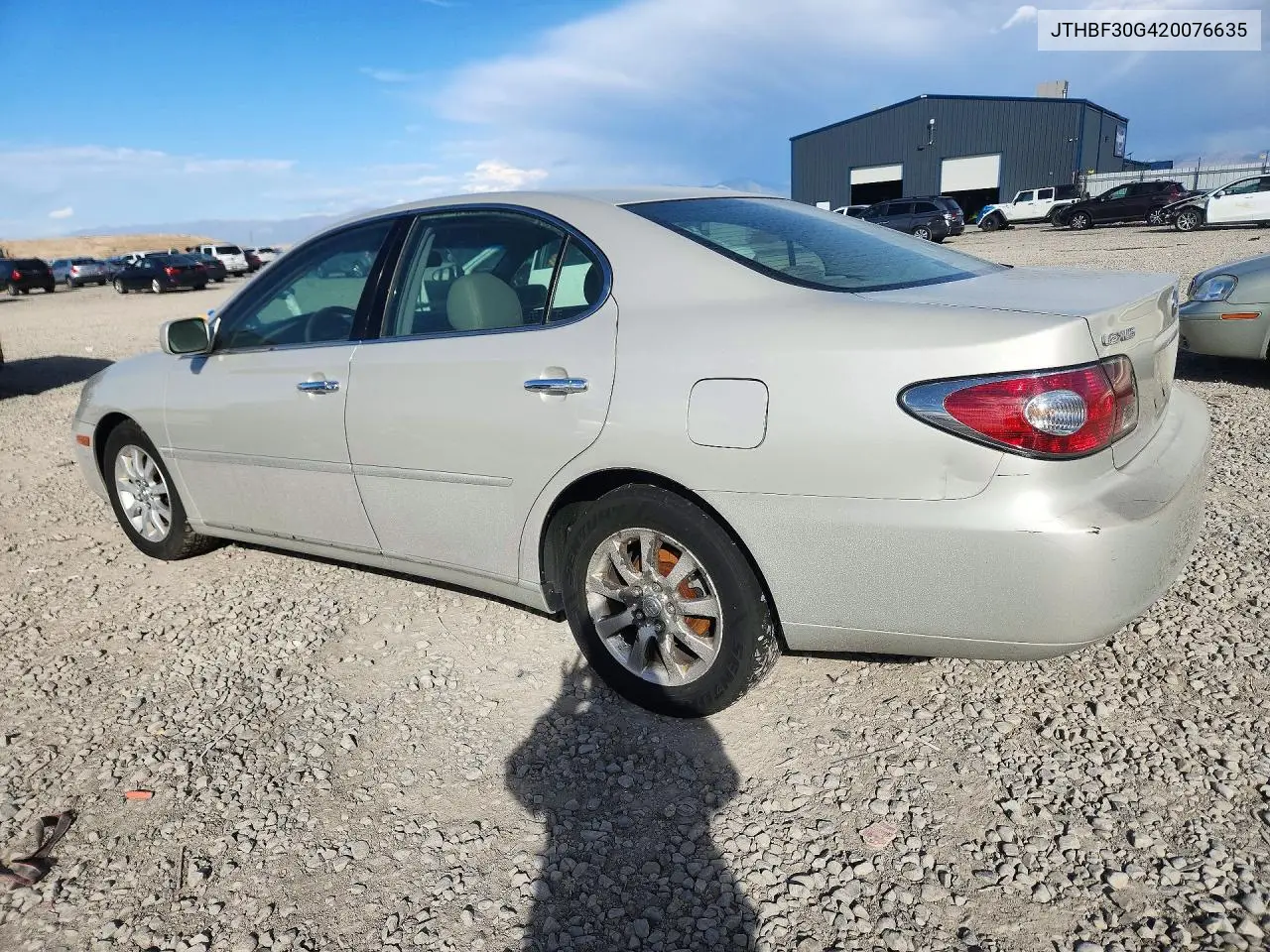 2002 LEXUS ES VIN JTHBF30G420076635 — фото 2