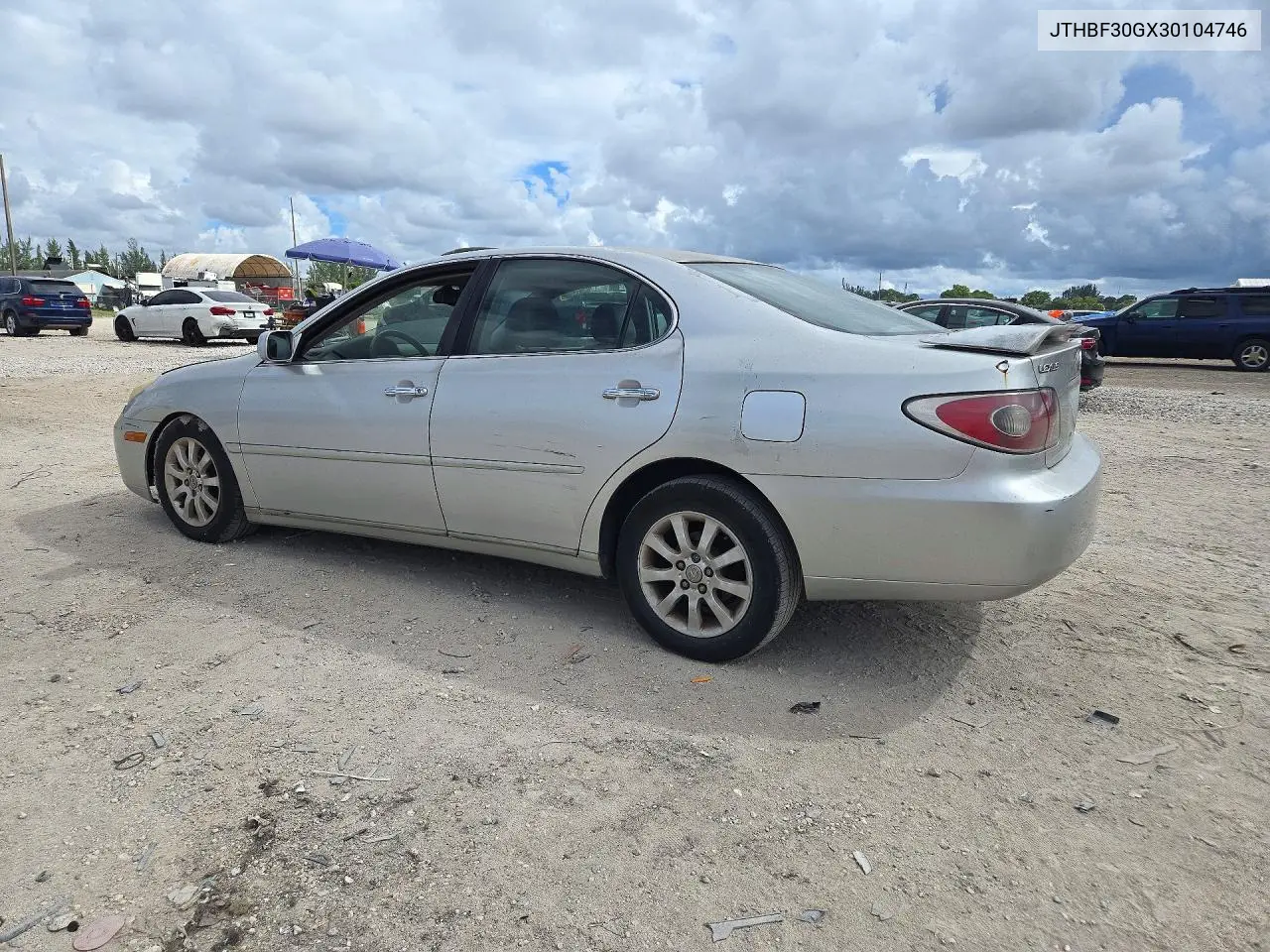 2003 LEXUS ES VIN JTHBF30GX30104746 — фото 2