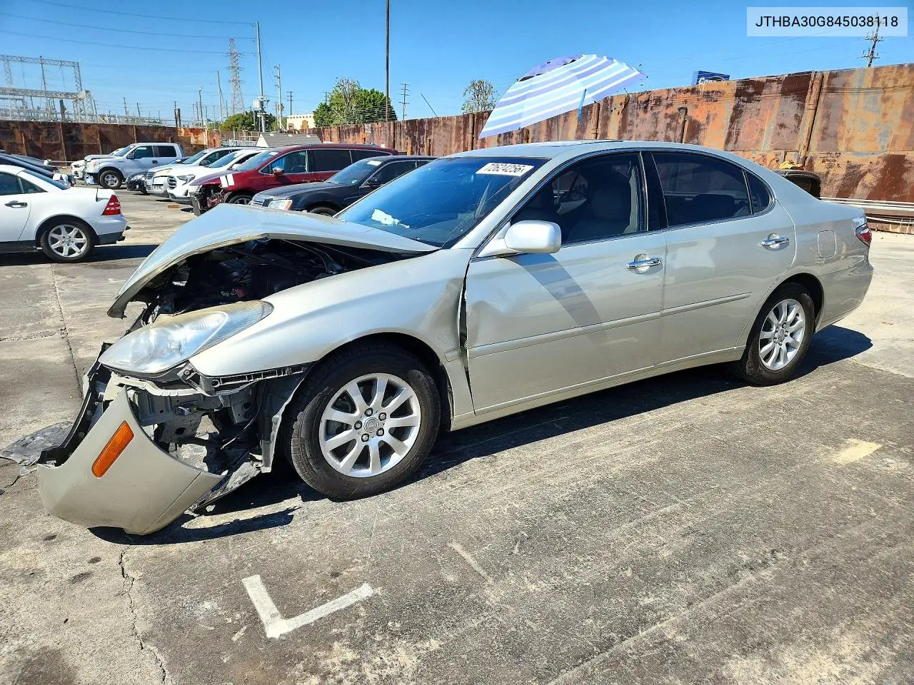 LEXUS ES 2004, VIN JTHBA30G845038118