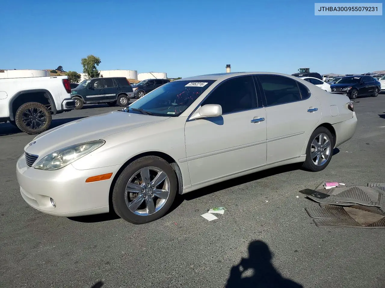 LEXUS ES 2005, VIN JTHBA30G955079231