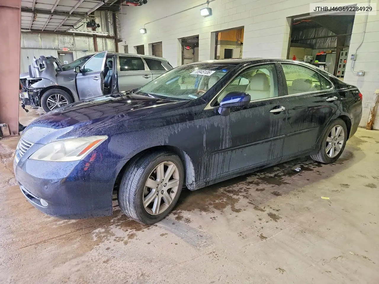 LEXUS ES 2009, VIN JTHBJ46G692284929