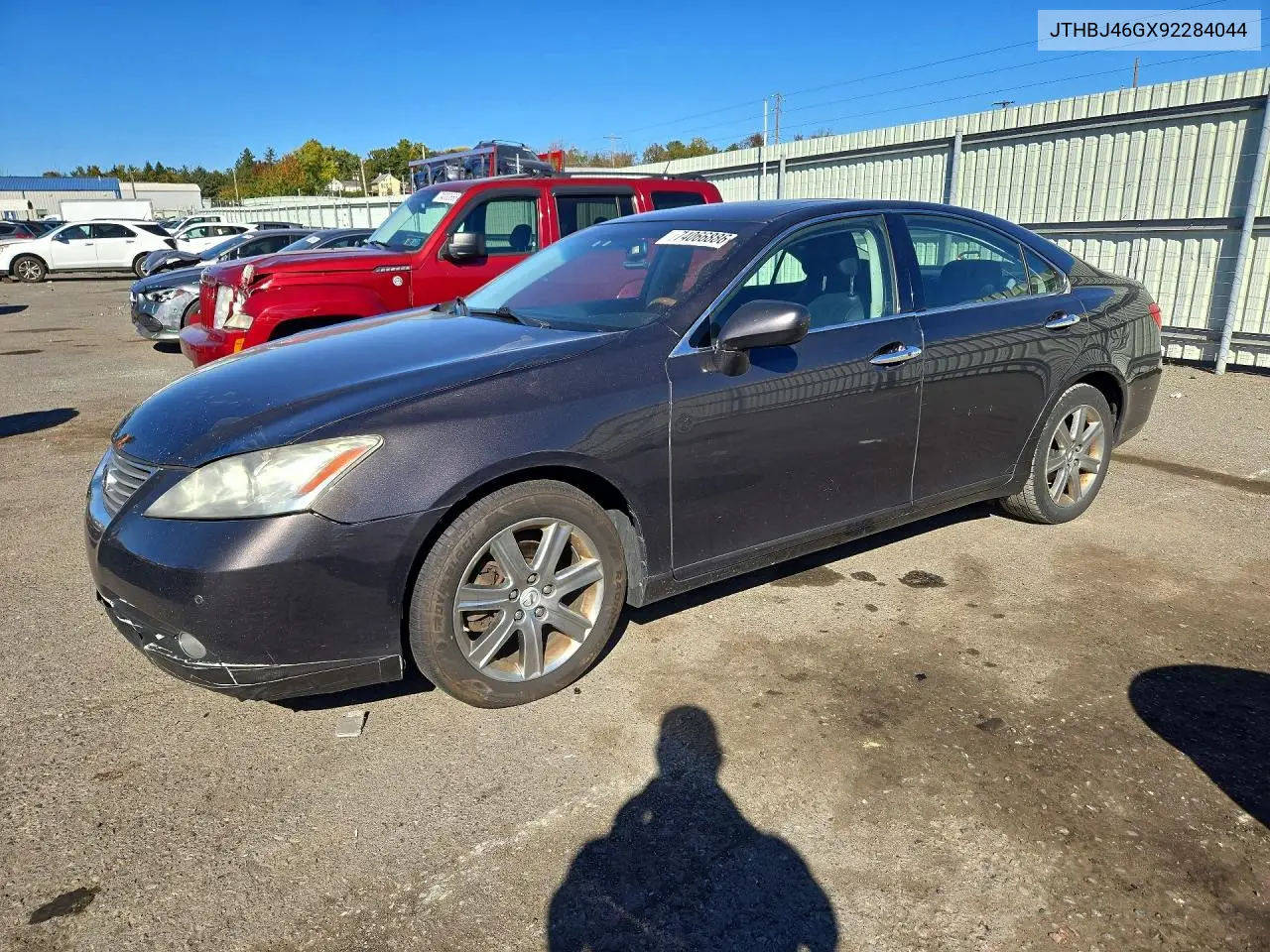 LEXUS ES 2009, VIN JTHBJ46GX92284044