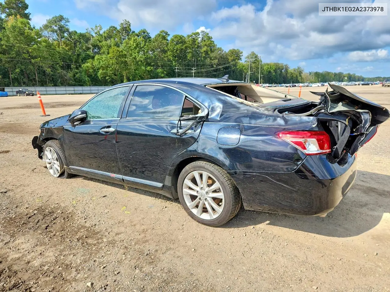 2010 LEXUS ES VIN JTHBK1EG2A2373978 — фото 2