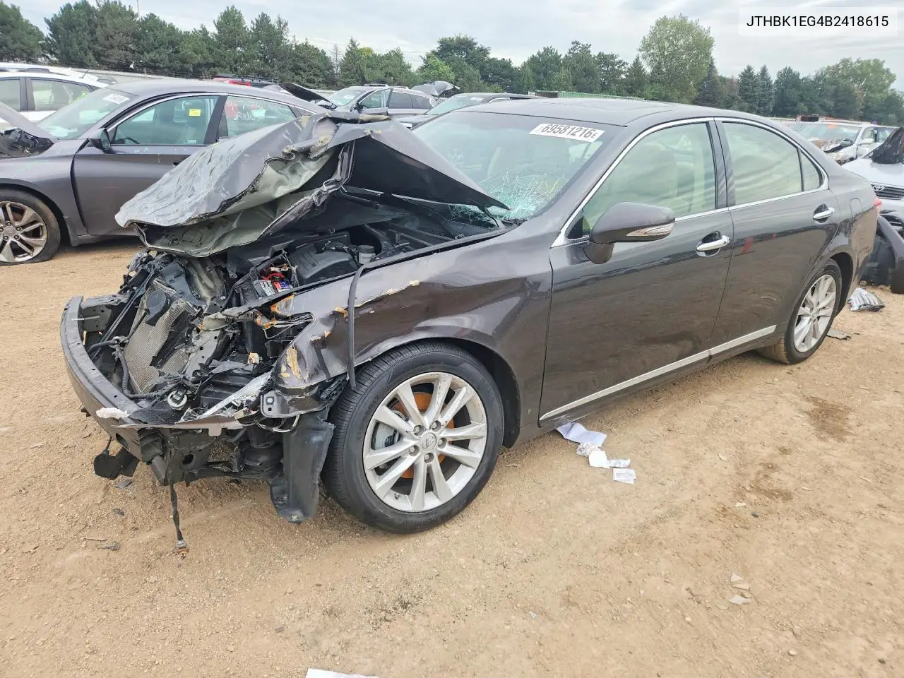 LEXUS ES 2011, VIN JTHBK1EG4B2418615