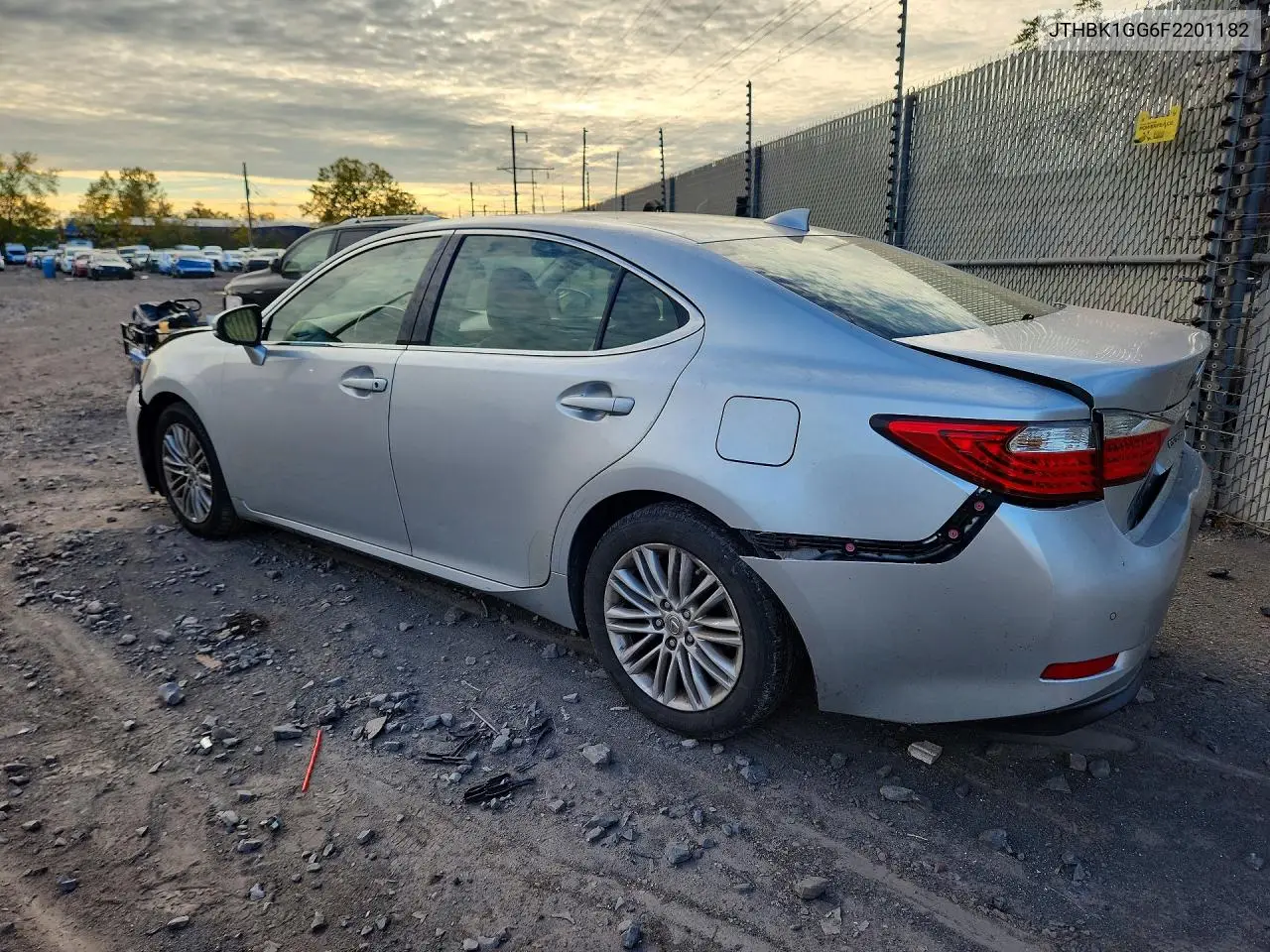2015 LEXUS ES VIN JTHBK1GG6F2201182 — фото 2